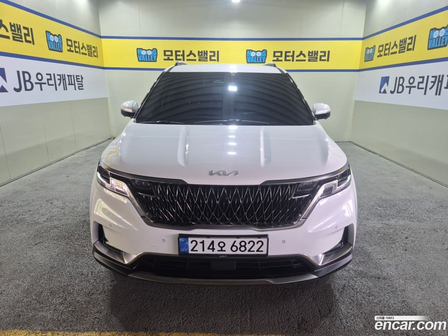 Main__Slider__Photo:Canival Kia 2021.9-0