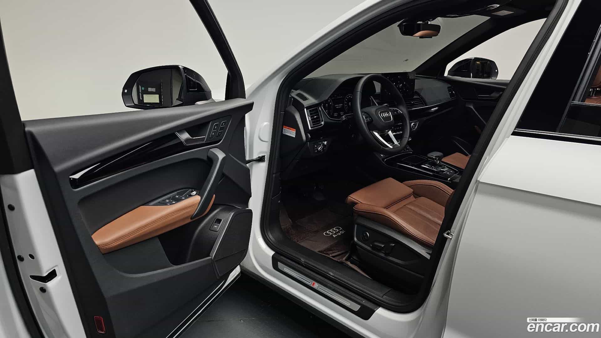 Q5 Audi 2024.11-INNER-010