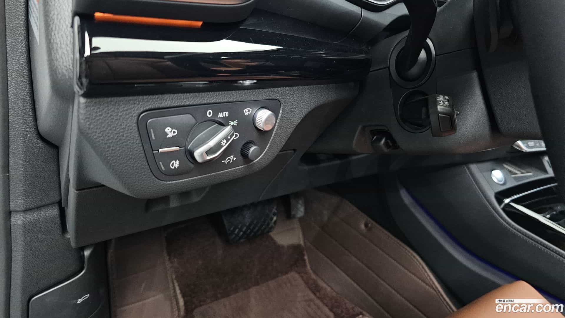 Q5 Audi 2024.11-OPTION-042