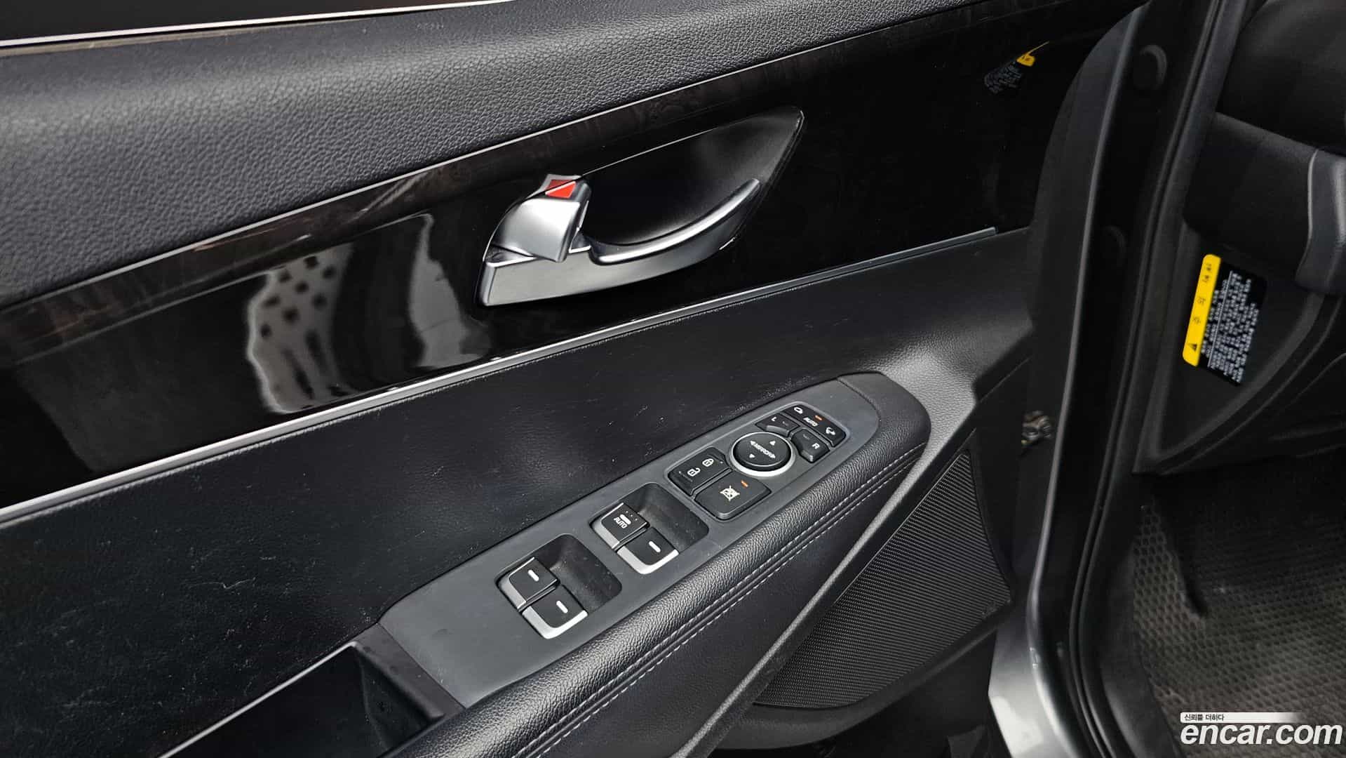 Sorento Kia 2015.4-OPTION-021