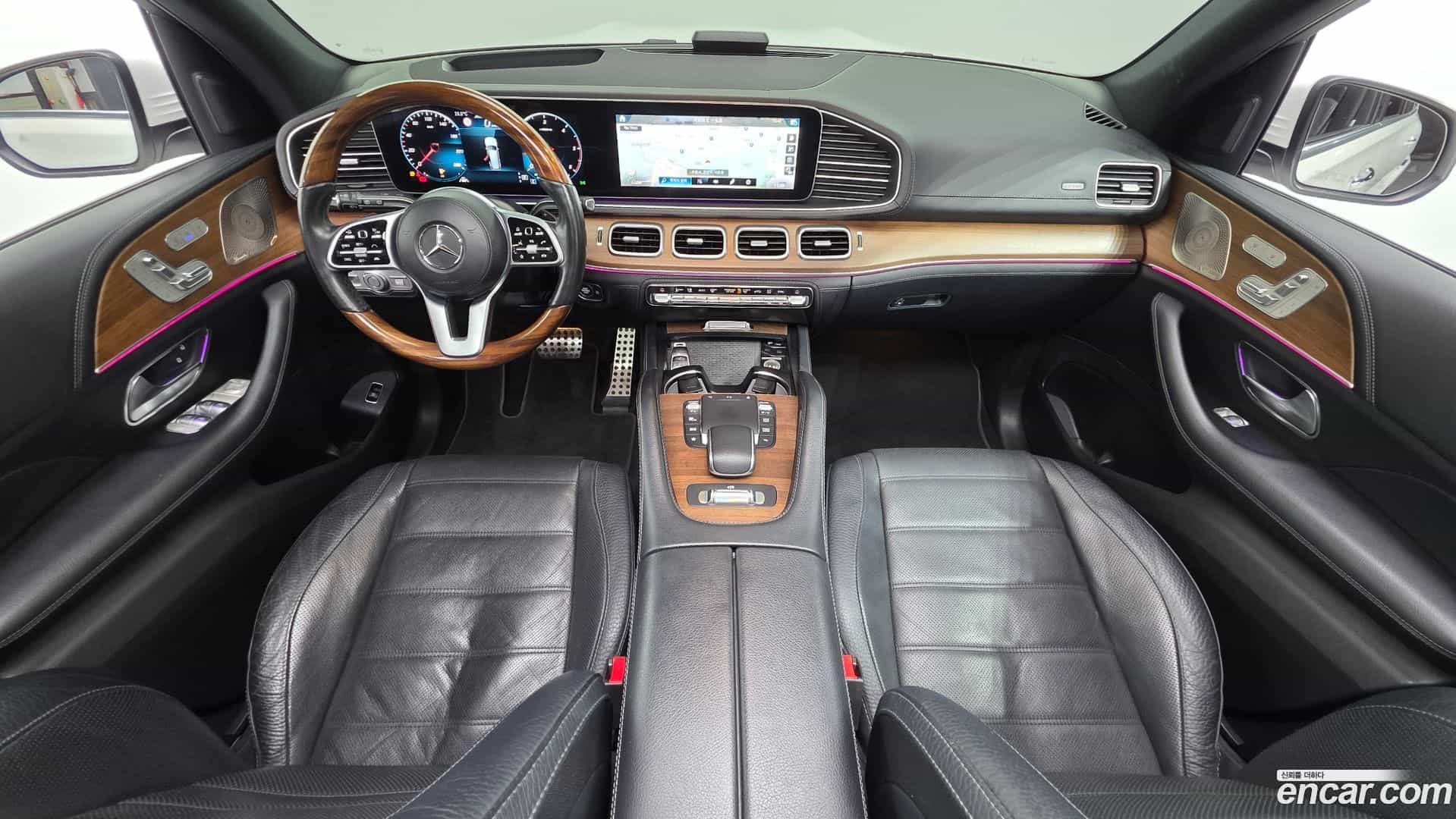 GLS-Class Mercedes-Benz 2021.11-INNER-007