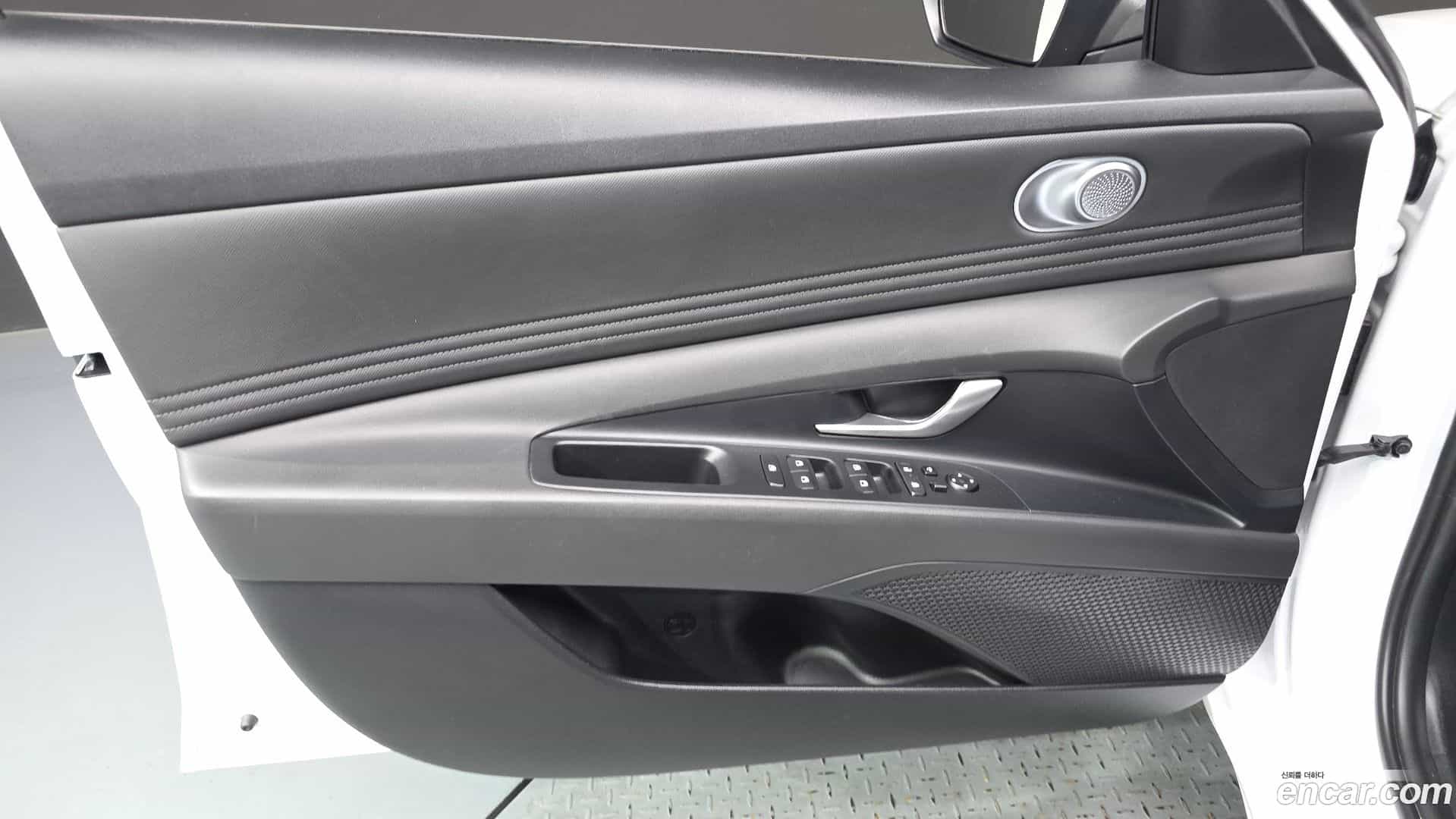 AVANTE Hyundai 2024.4-INNER-034