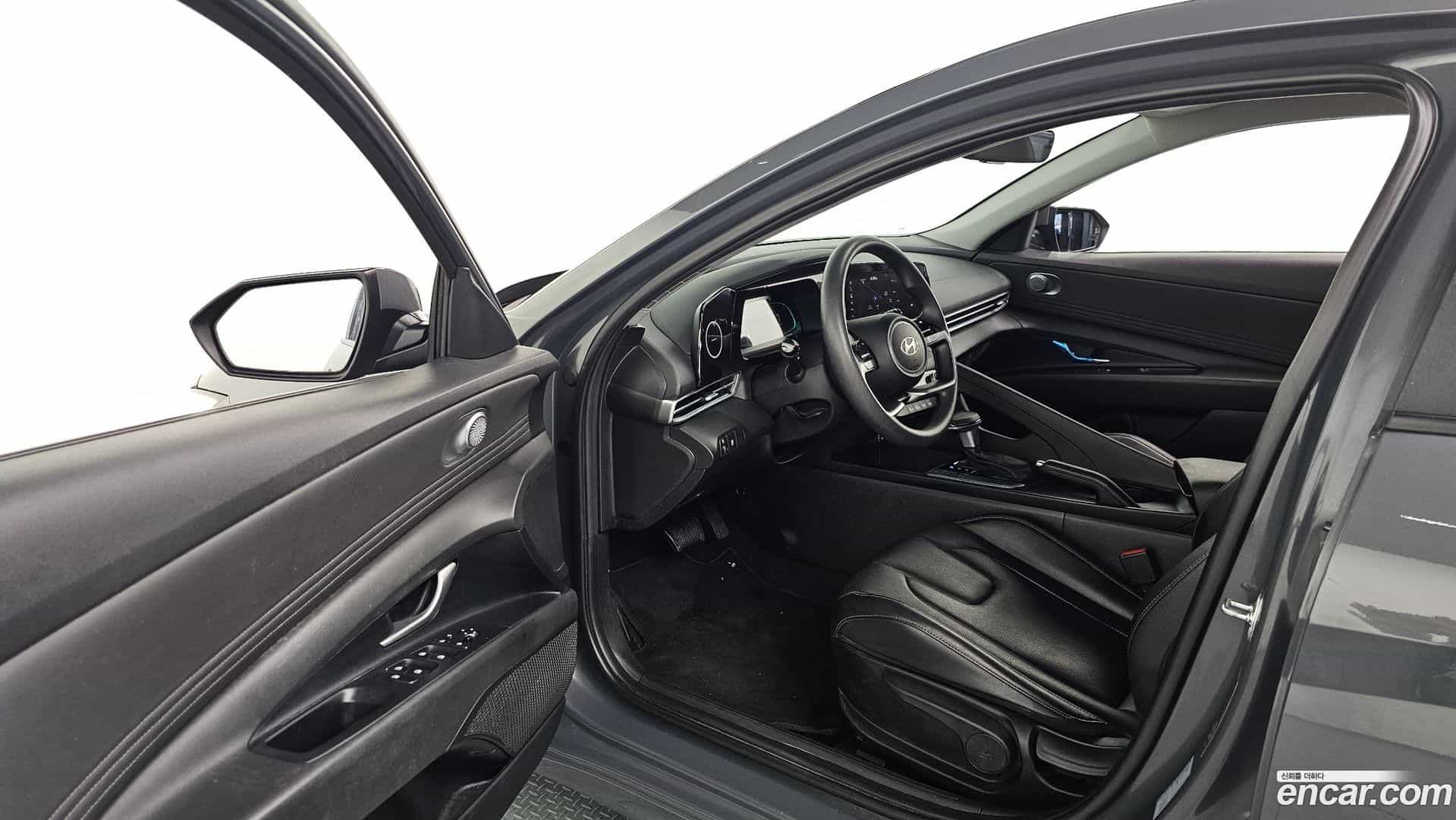AVANTE Hyundai 2024.4-INNER-010