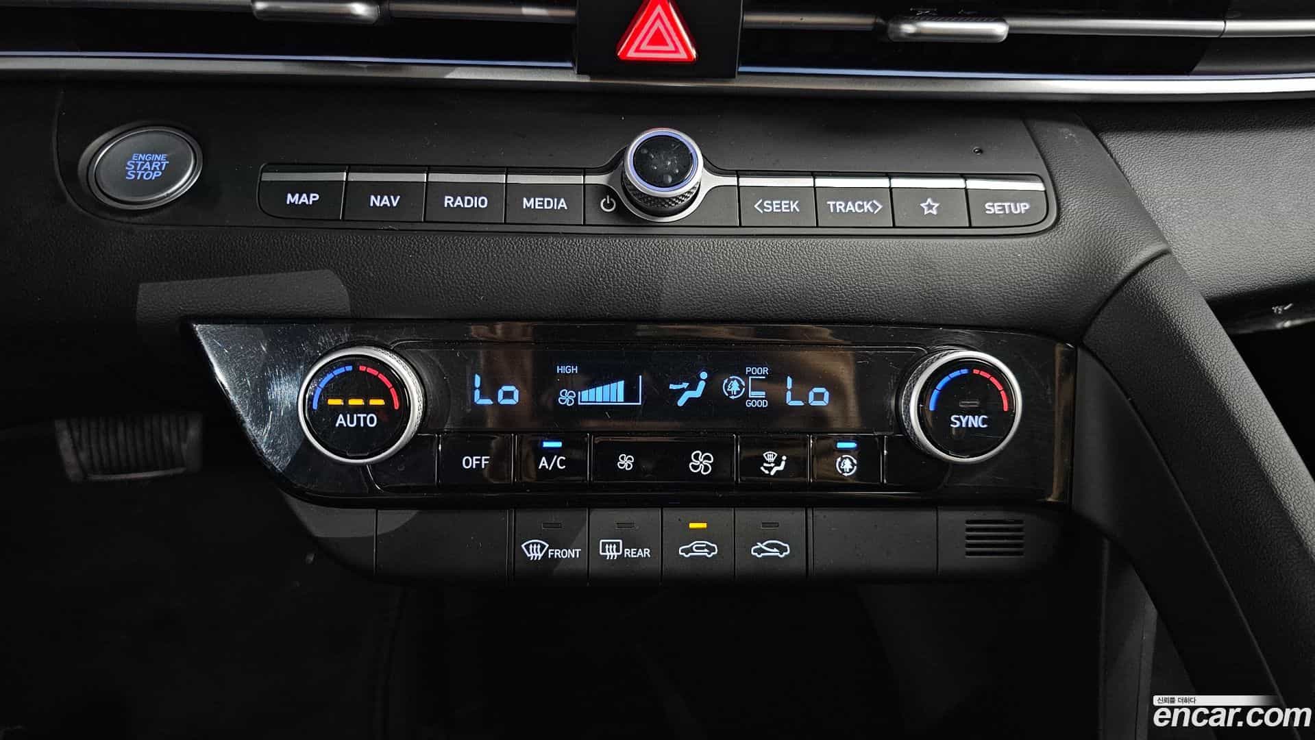 AVANTE Hyundai 2024.4-OPTION-040