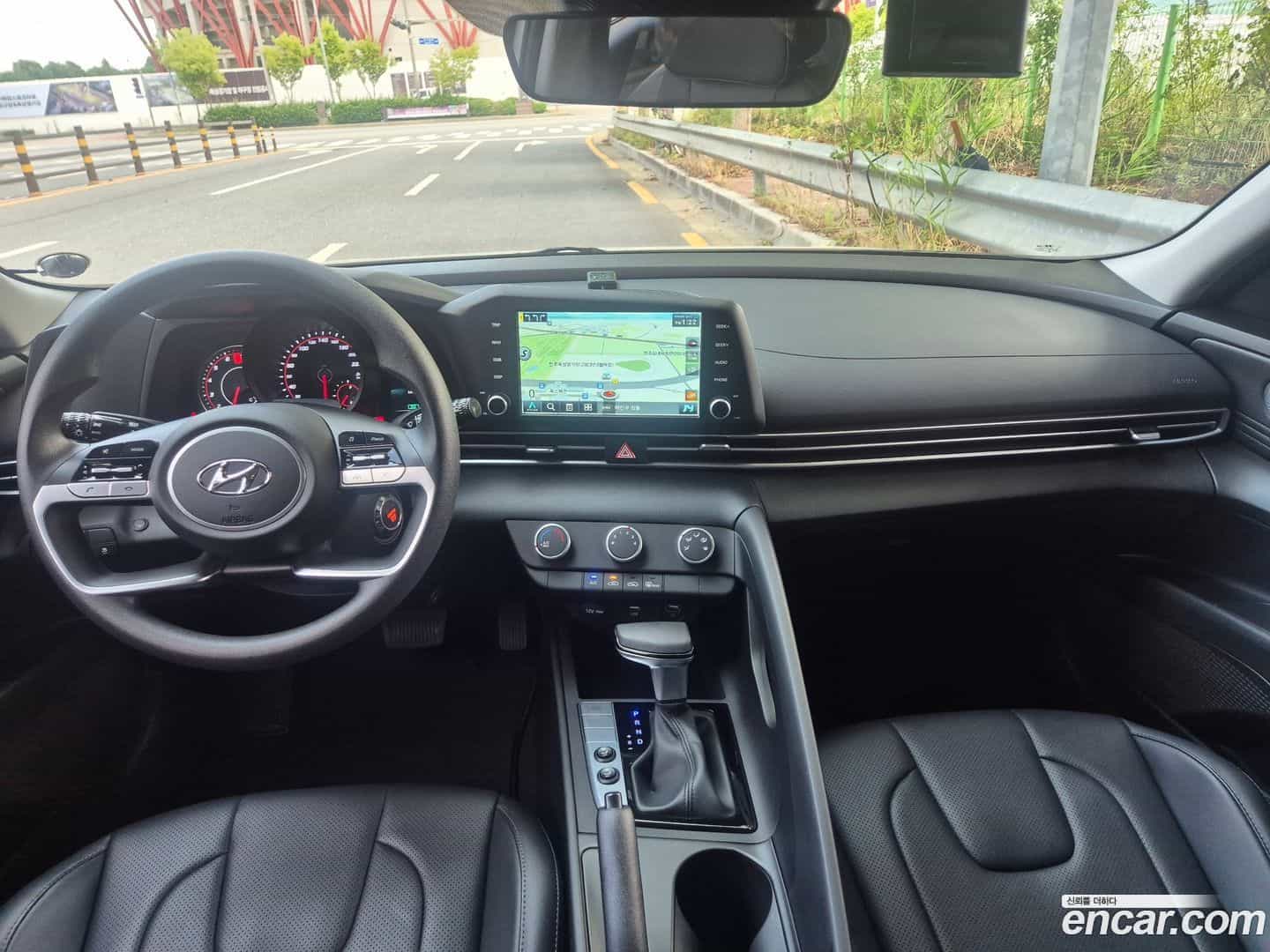 AVANTE Hyundai 2021.2-INNER-008