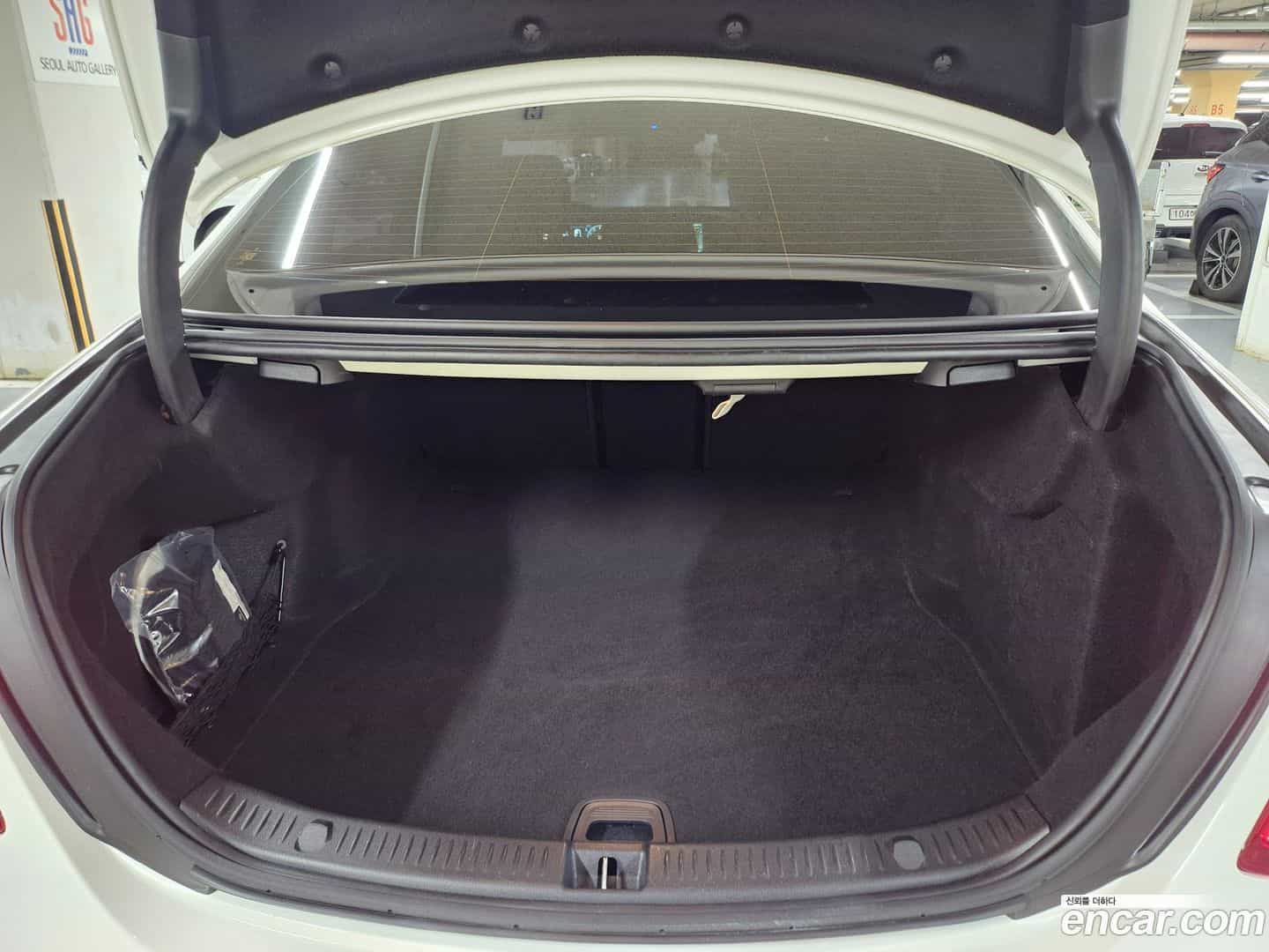 E-Class Mercedes-Benz 2018.5-INNER-009