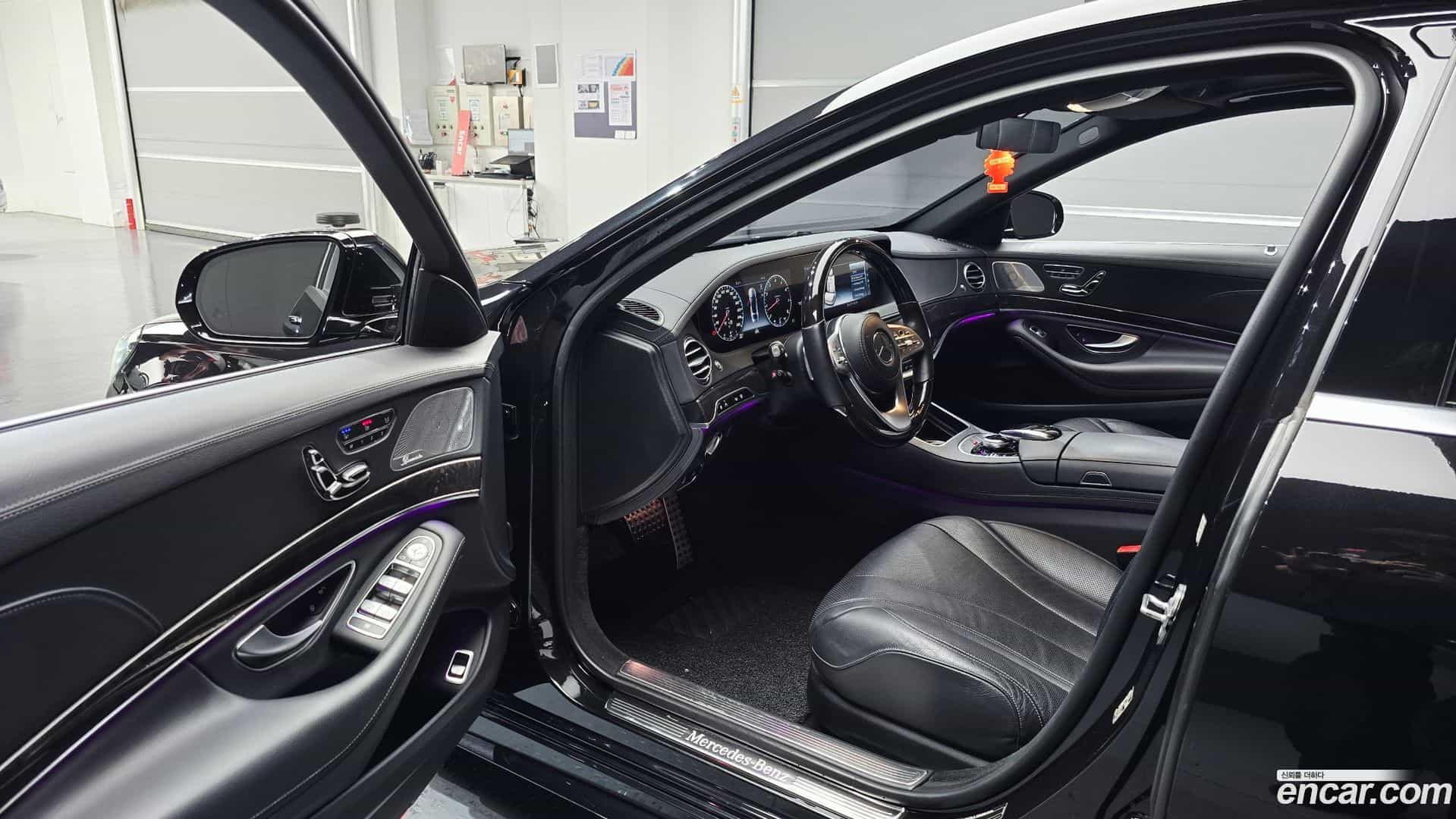 S-Class Mercedes-Benz 2018.8-INNER-010