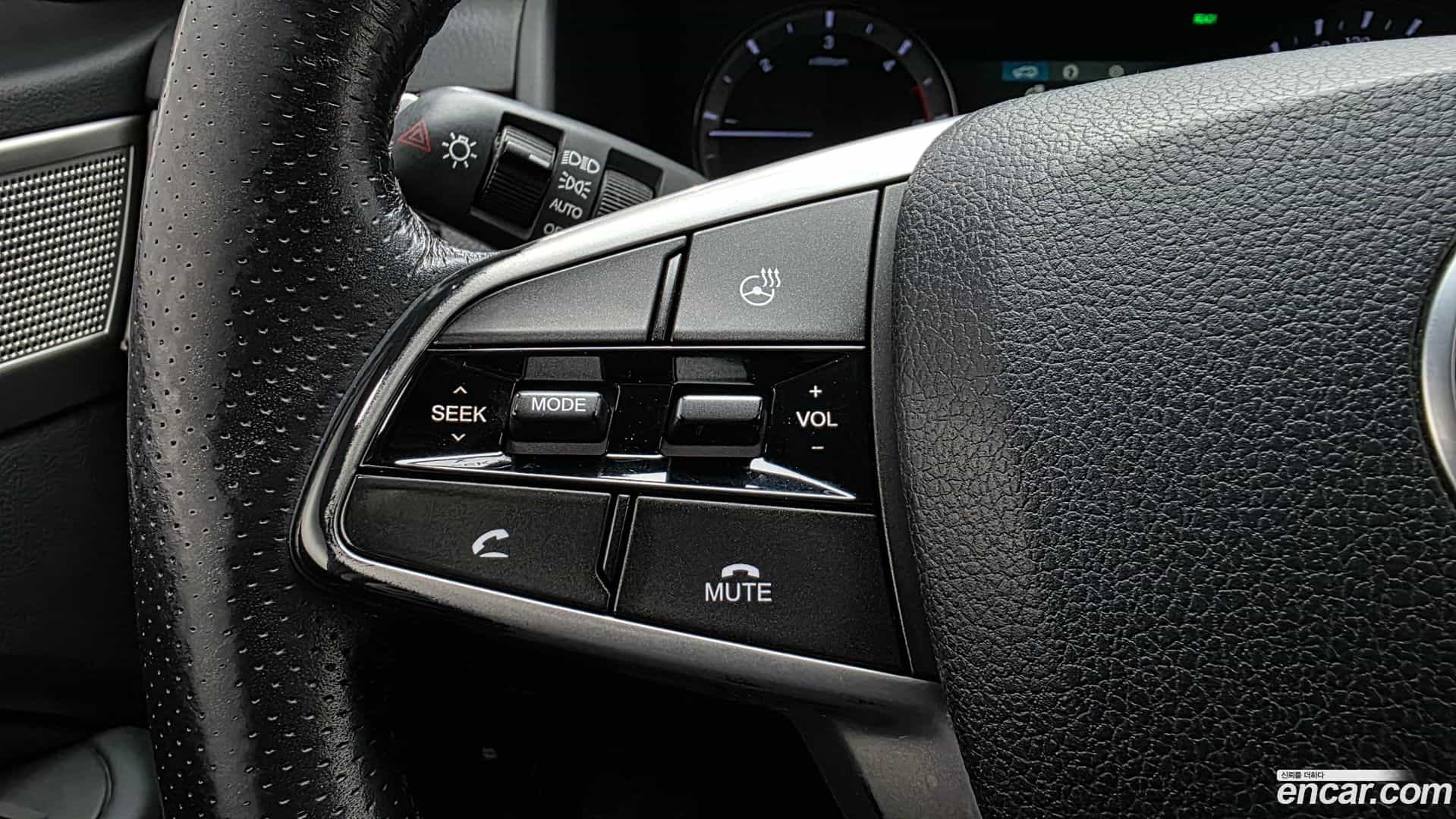 Rexton KG Mobility 2019.1-OPTION-044