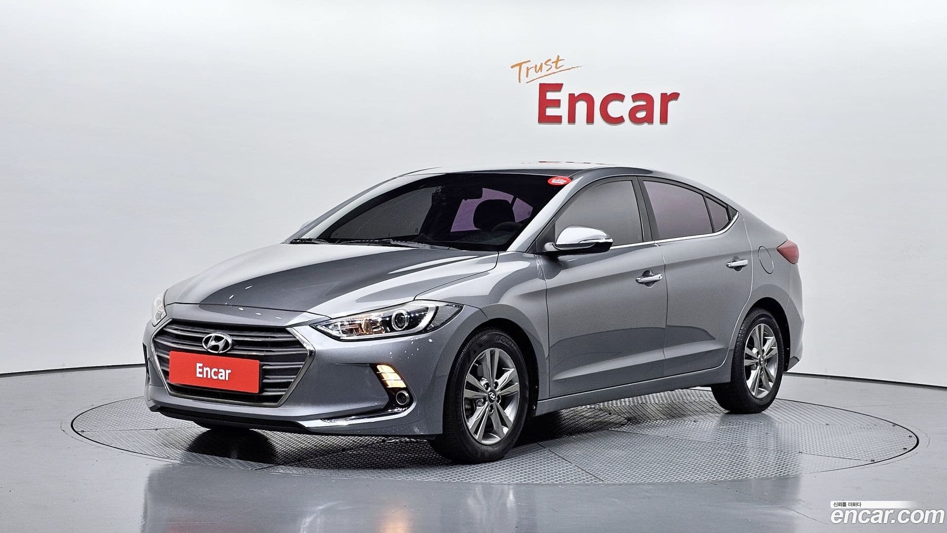 Main__Slider__Photo:AVANTE Hyundai 2015.11-0
