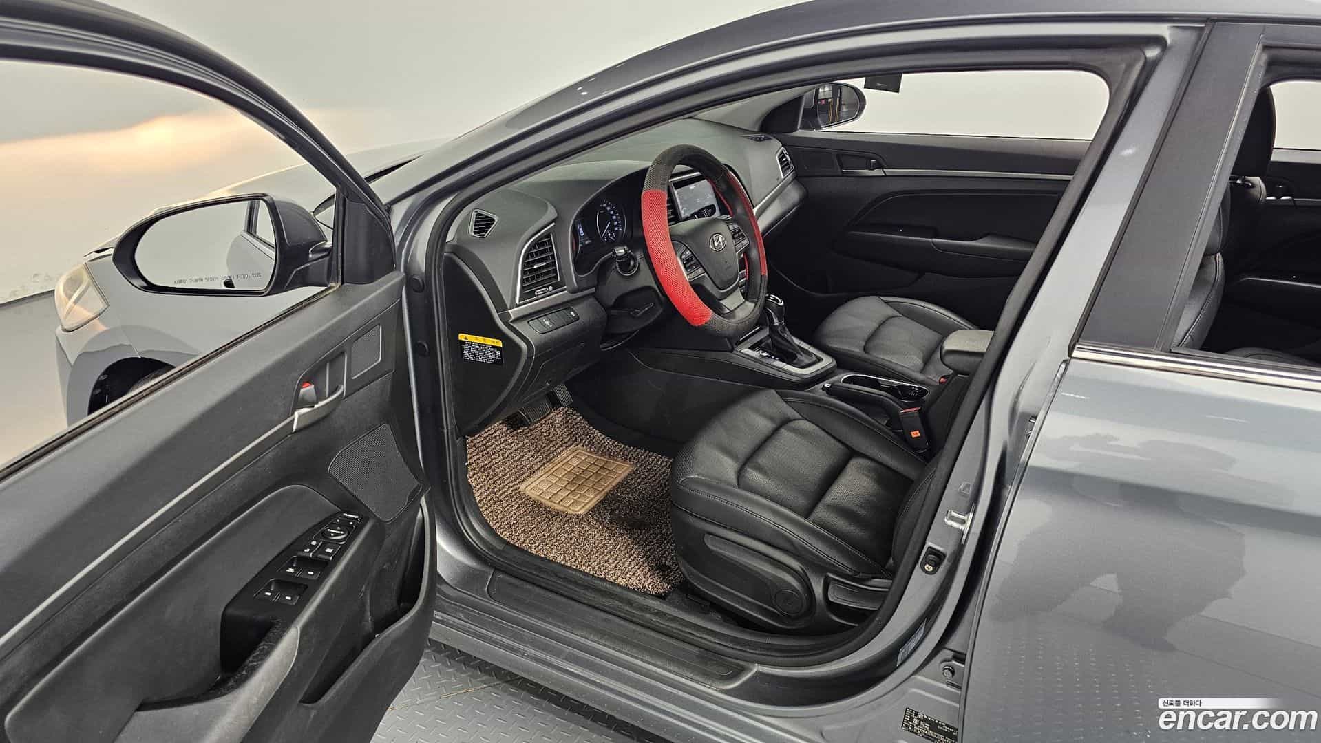 AVANTE Hyundai 2015.11-INNER-010
