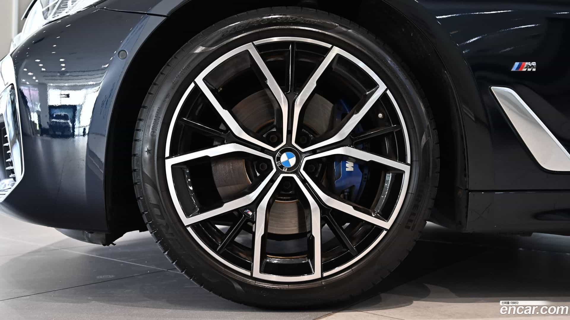 5-Series BMW 2022.8-OUTER-005