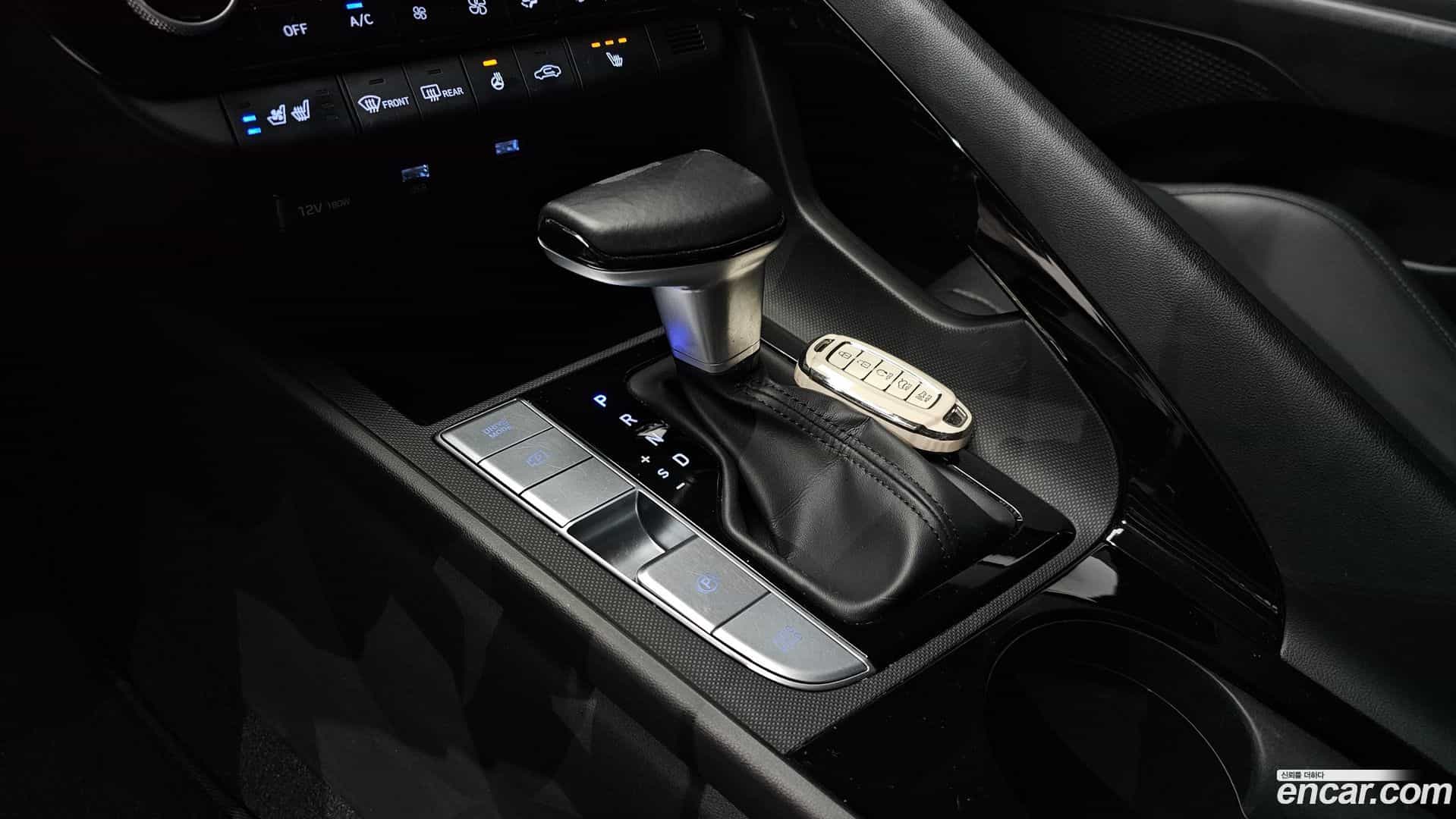 AVANTE Hyundai 2020.11-INNER-009