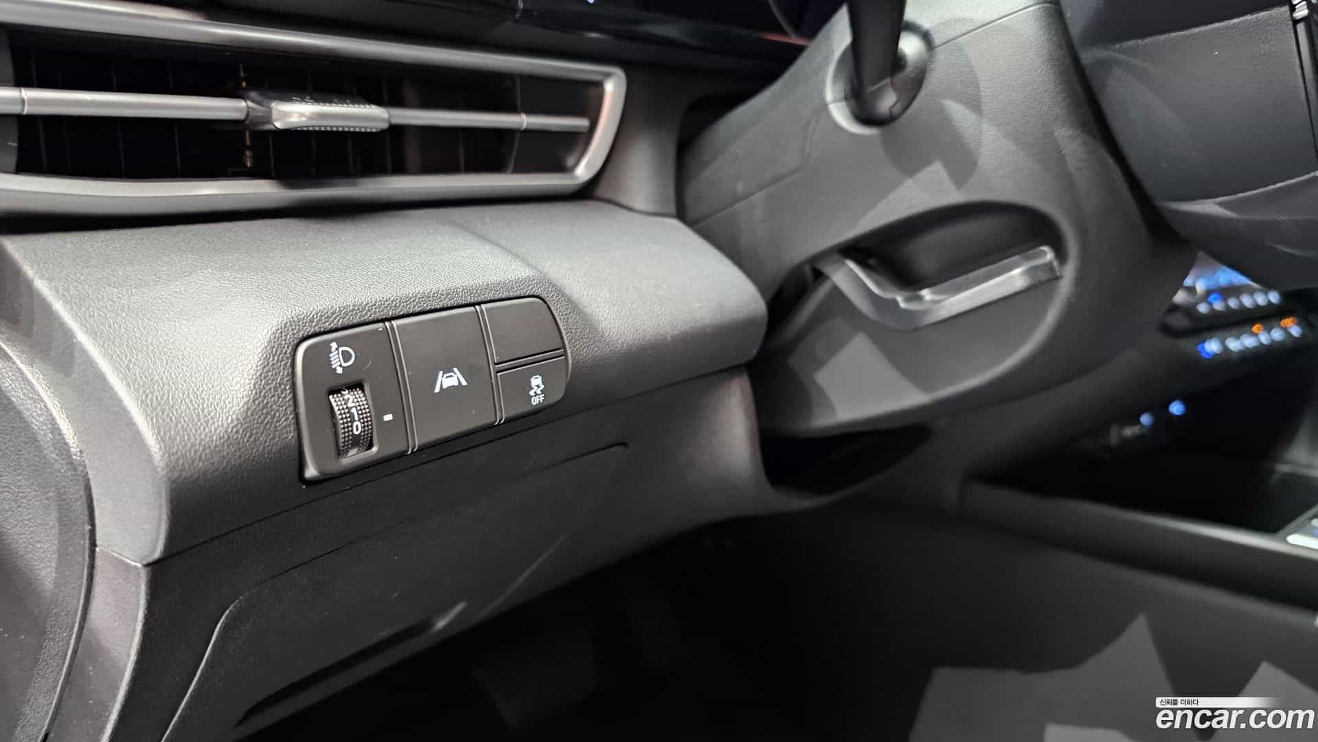 AVANTE Hyundai 2020.11-OPTION-021