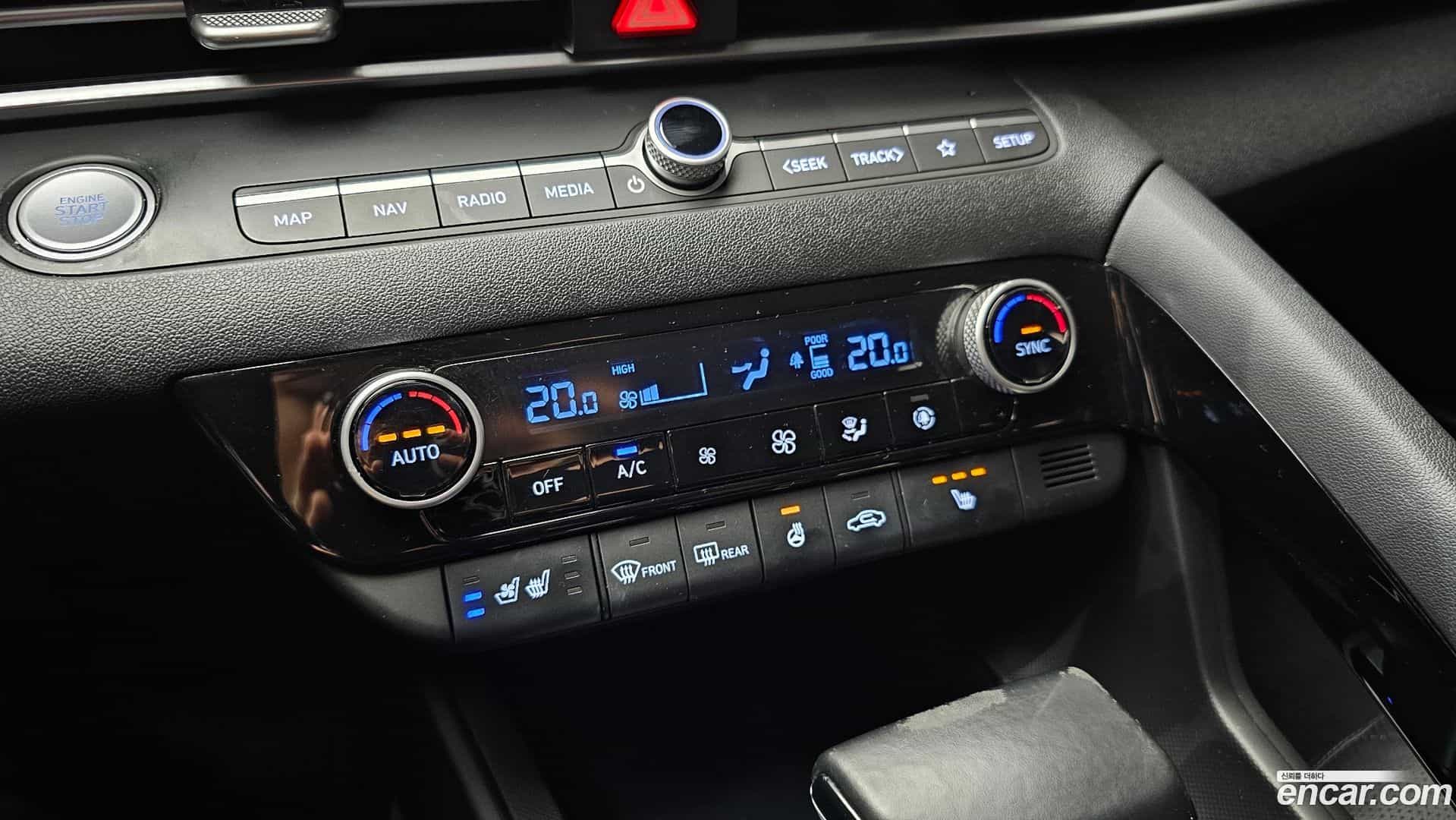 AVANTE Hyundai 2020.11-OPTION-023