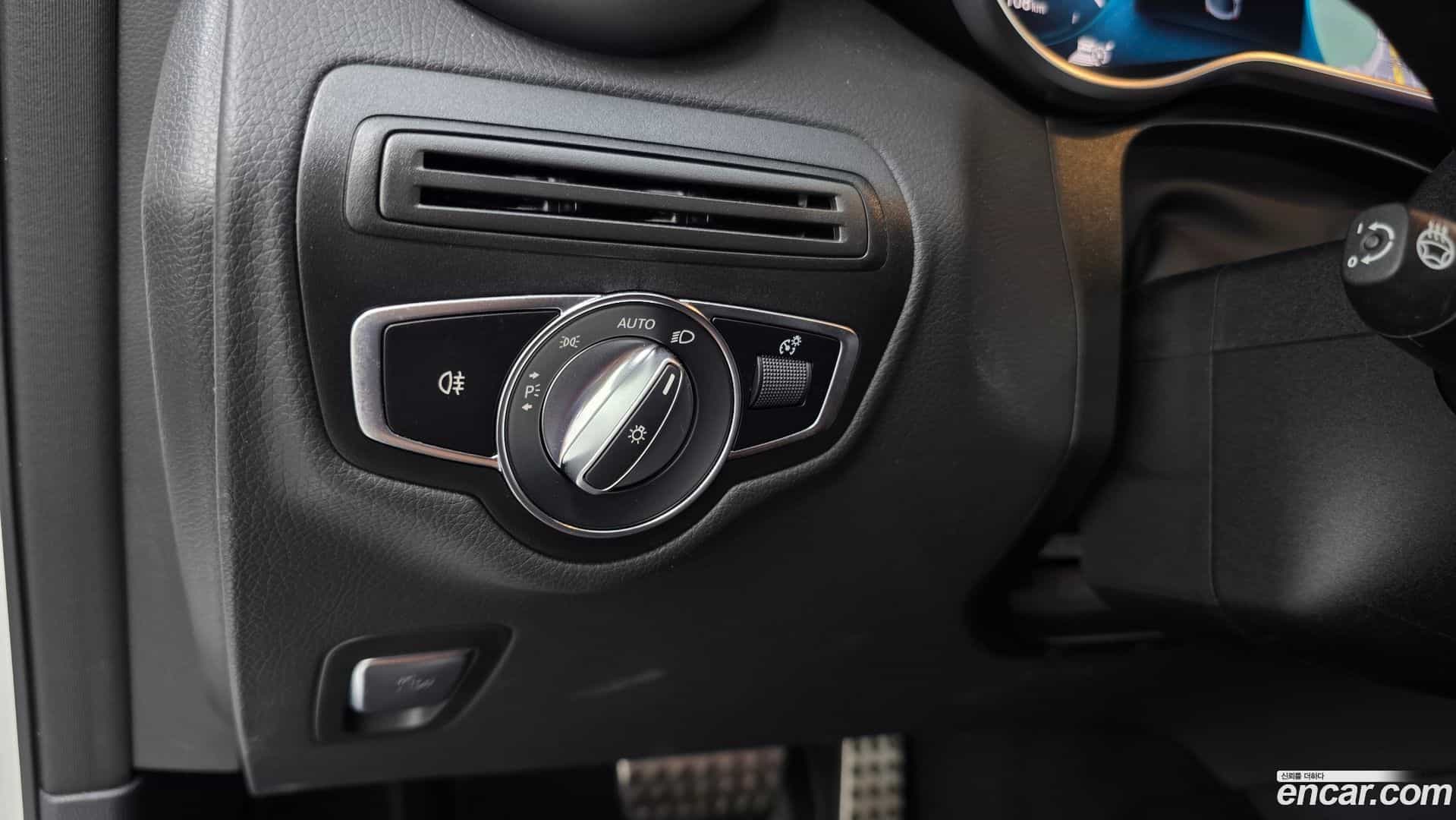 GLC-Class Mercedes-Benz 2023.3-OPTION-023