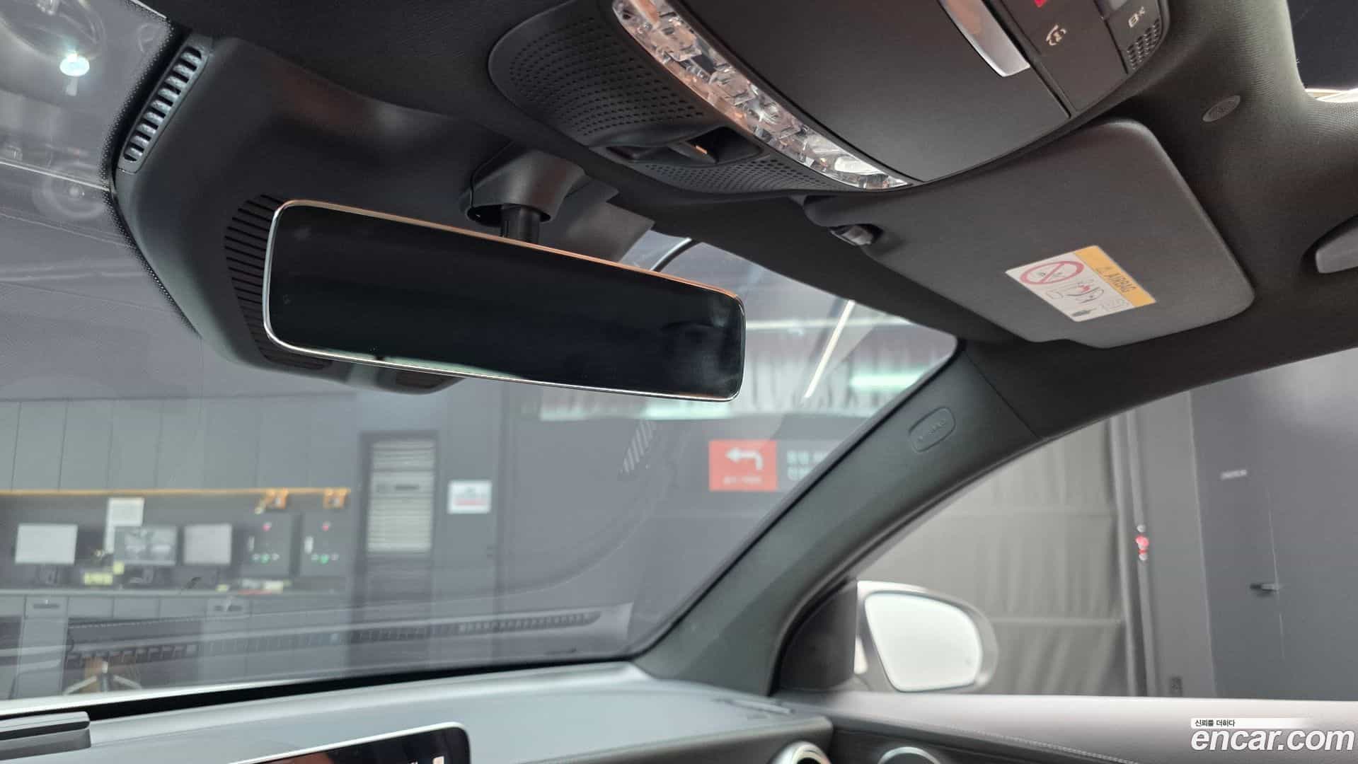 GLC-Class Mercedes-Benz 2023.3-OPTION-042
