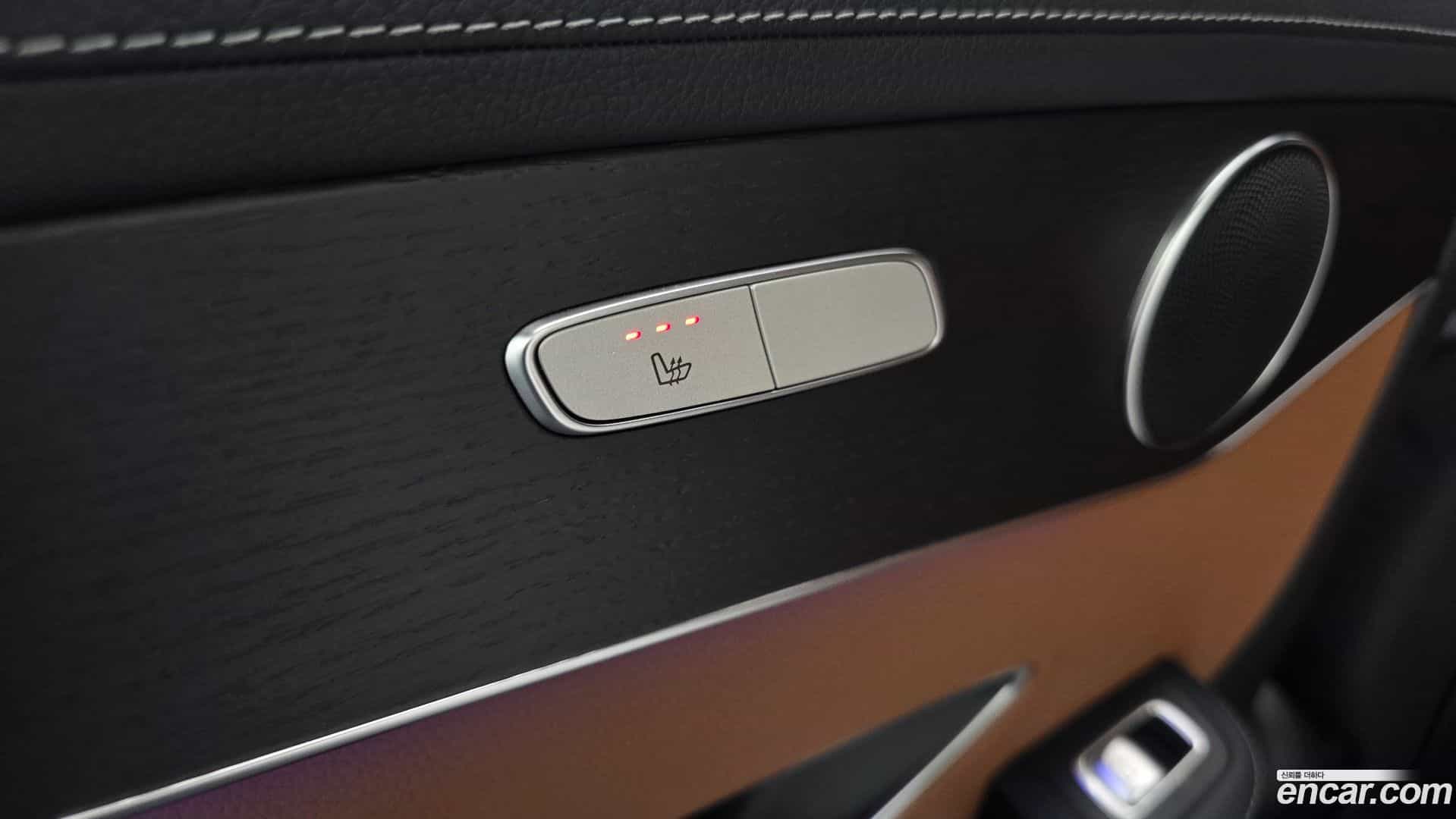 GLC-Class Mercedes-Benz 2023.3-OPTION-043