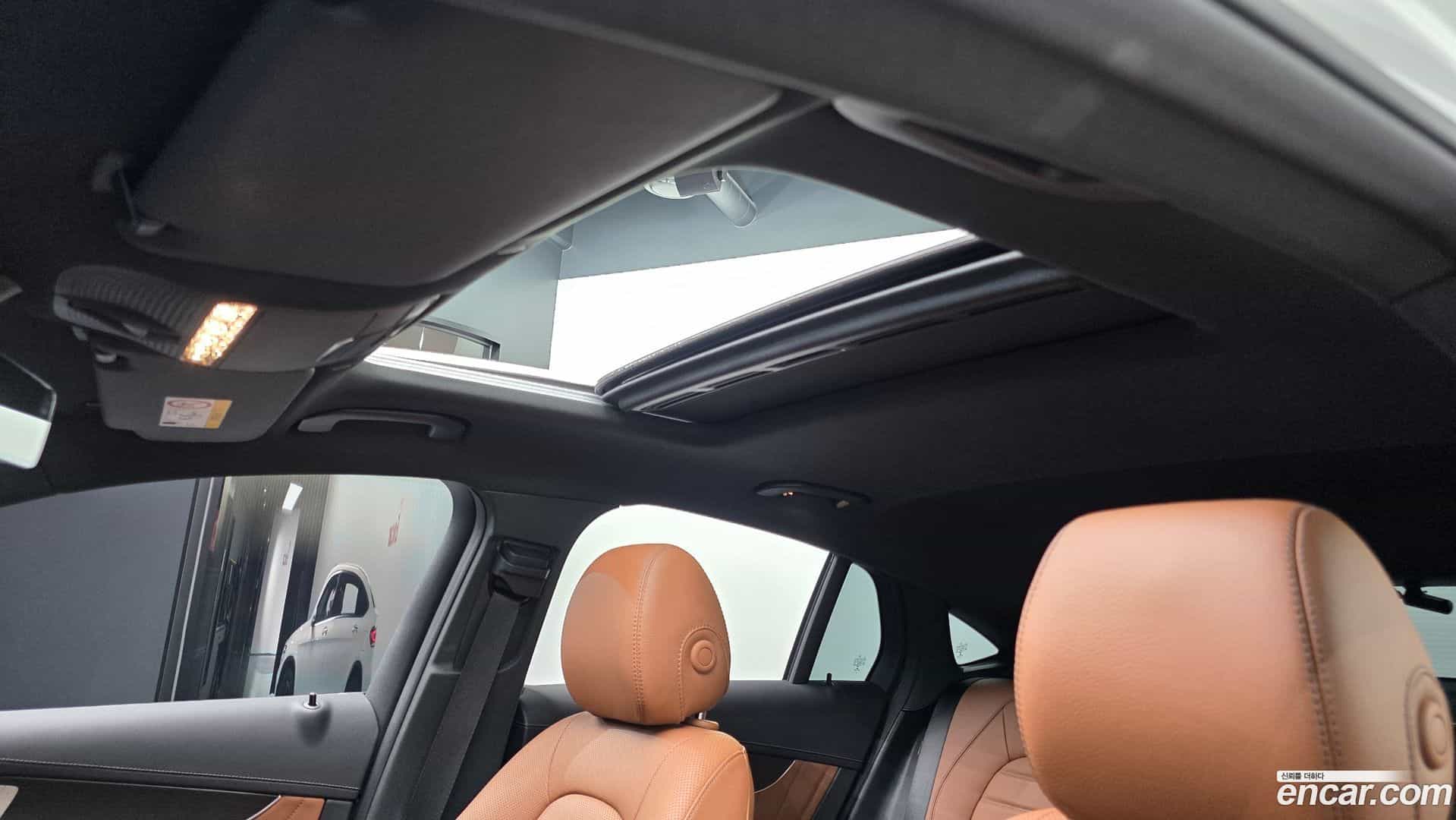 GLC-Class Mercedes-Benz 2023.3-OPTION-045