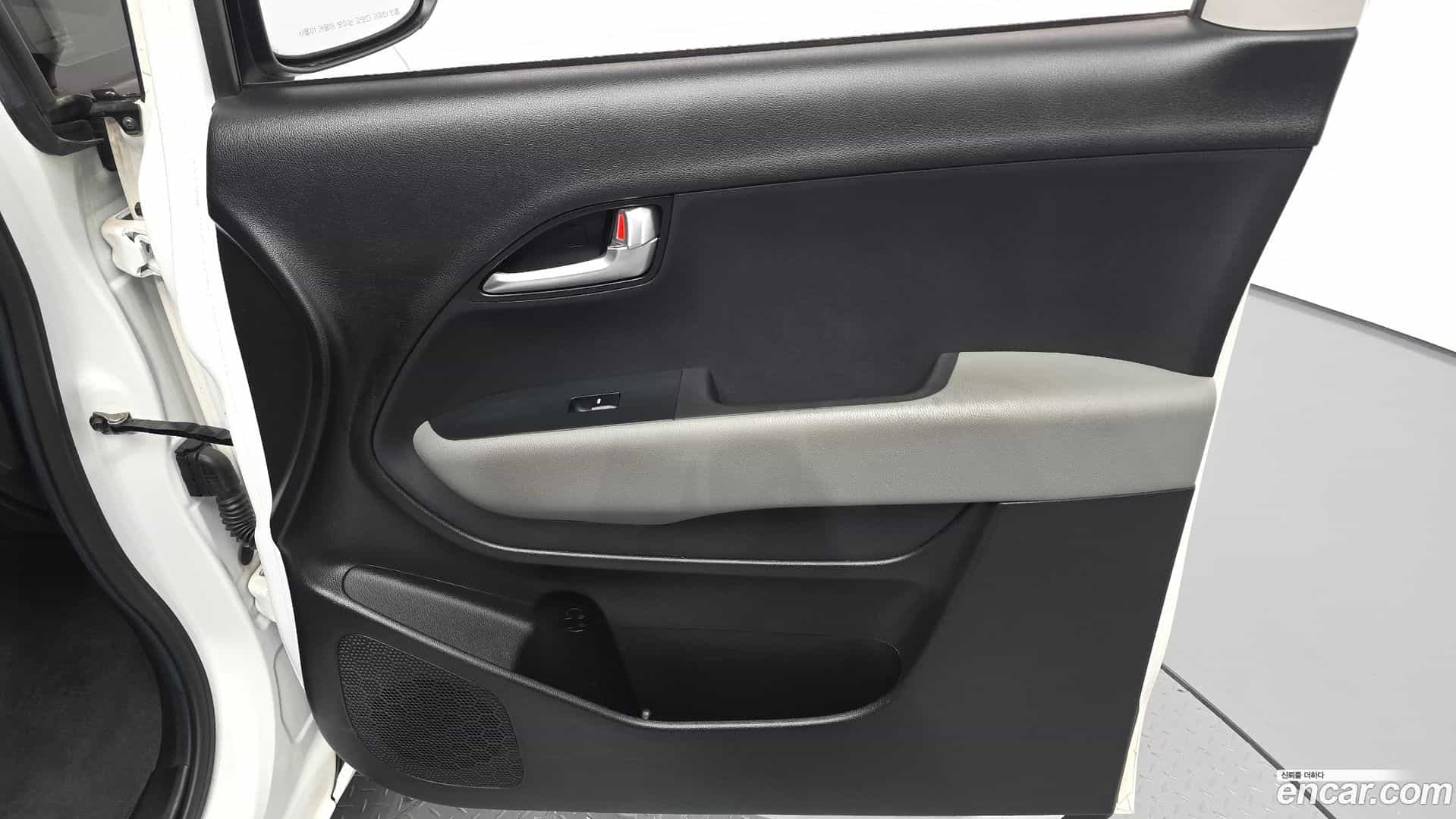 RAY Kia 2023.9-INNER-034
