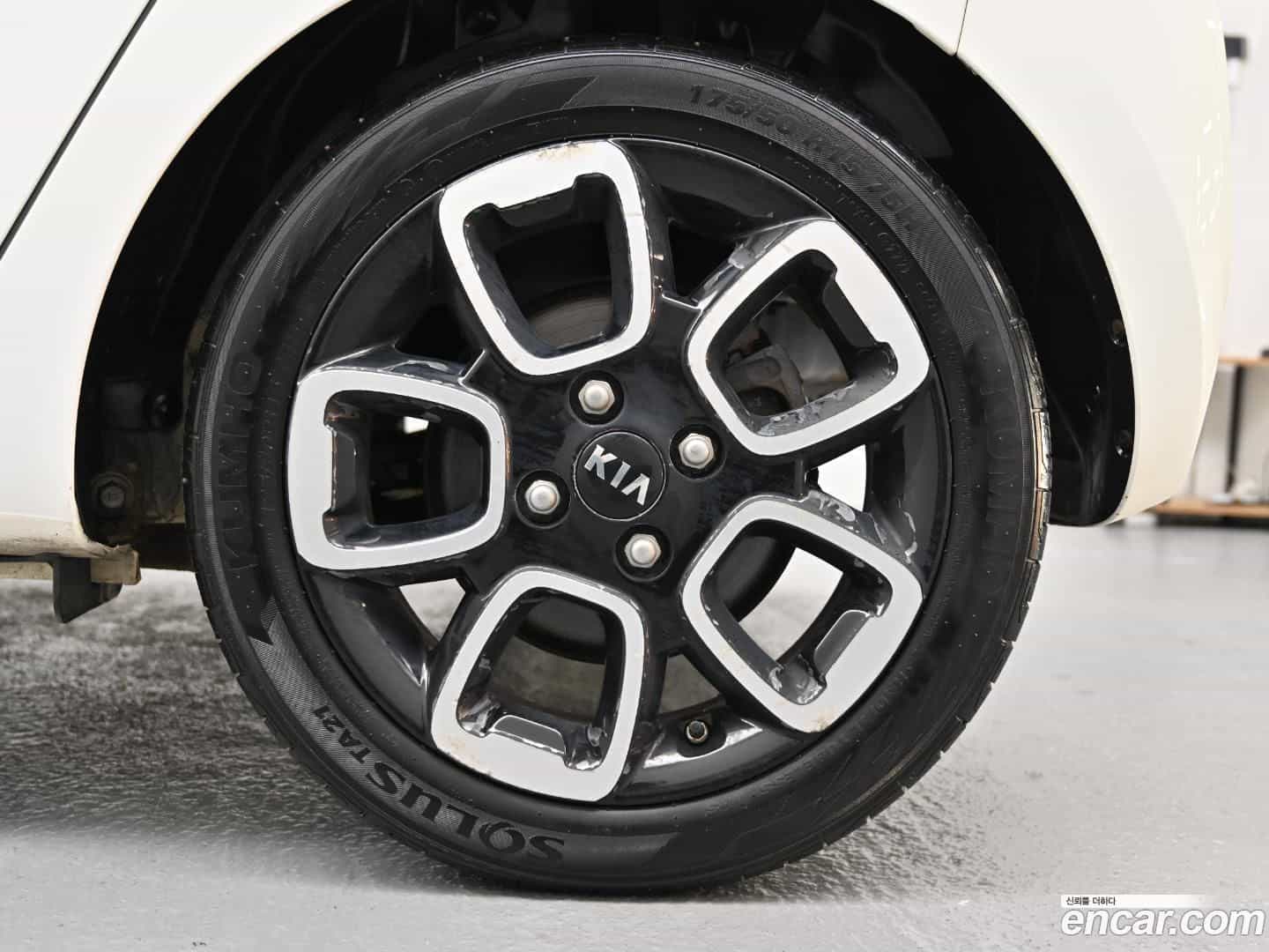 RAY Kia 2020.2-OUTER-005