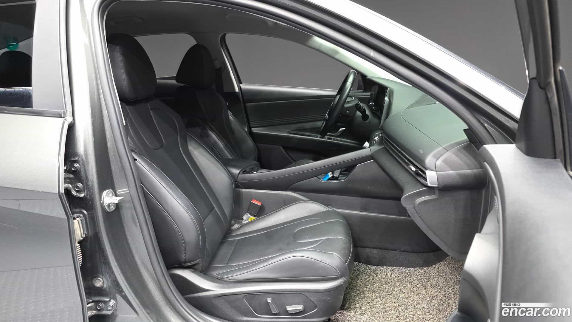 AVANTE Hyundai 2022.3-OPTION-016