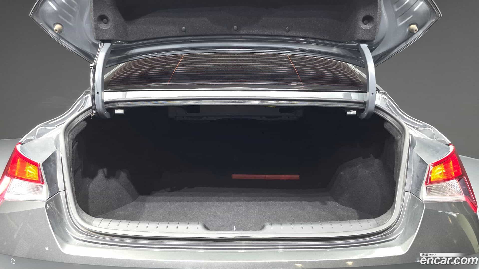 AVANTE Hyundai 2022.3-OPTION-024