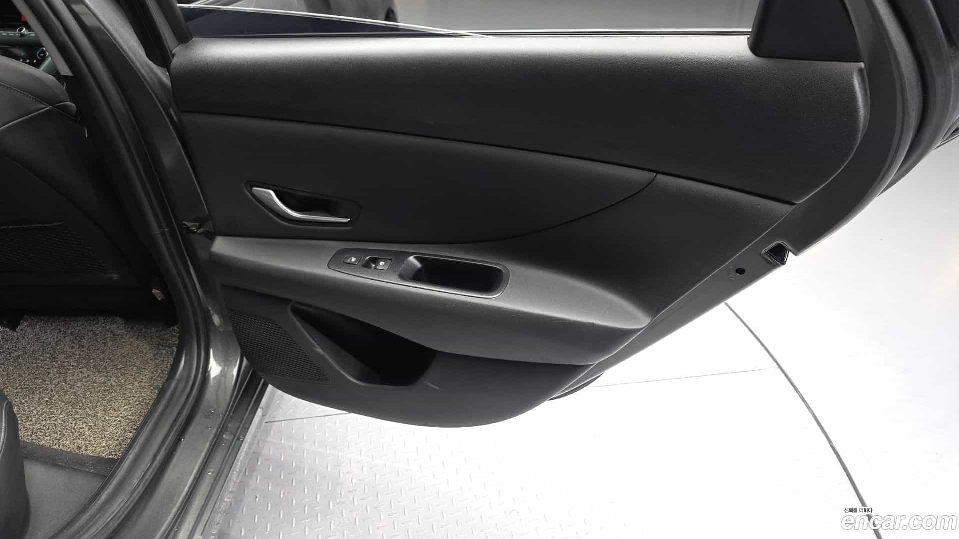 AVANTE Hyundai 2022.3-INNER-035