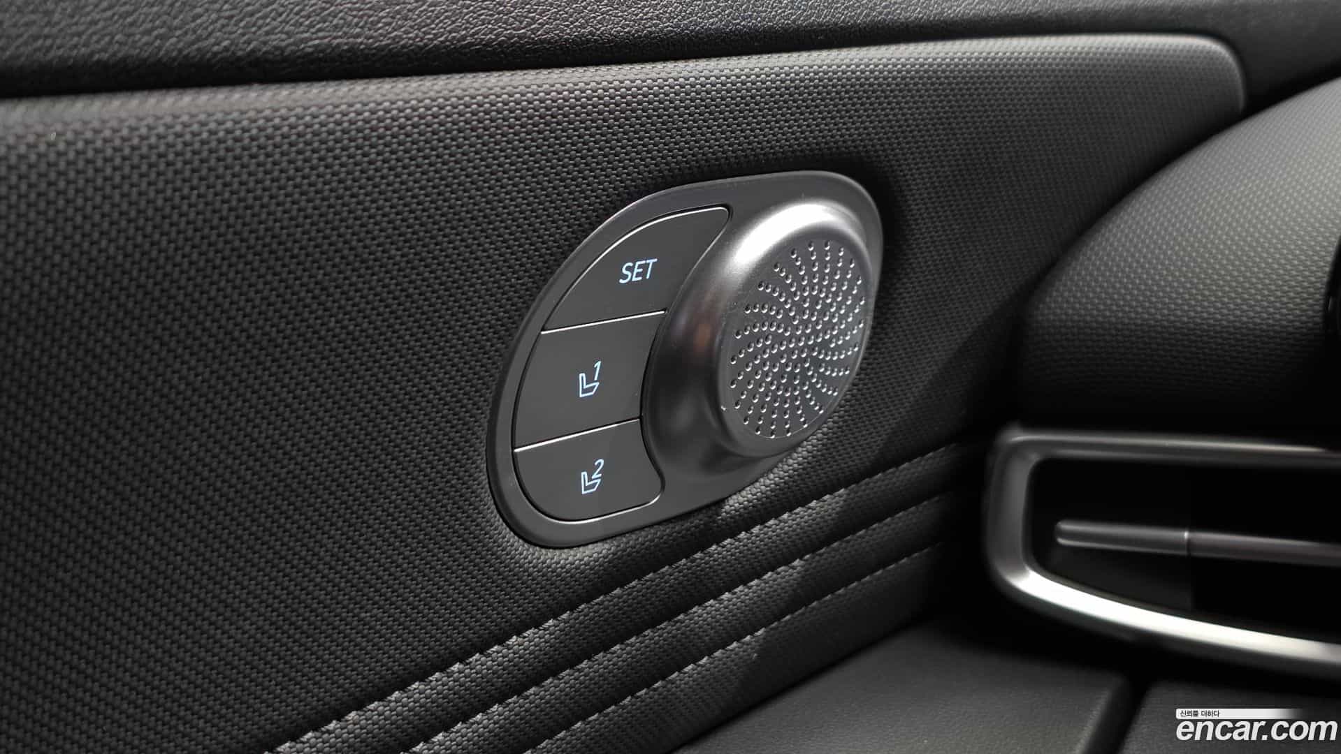 AVANTE Hyundai 2022.3-OPTION-040