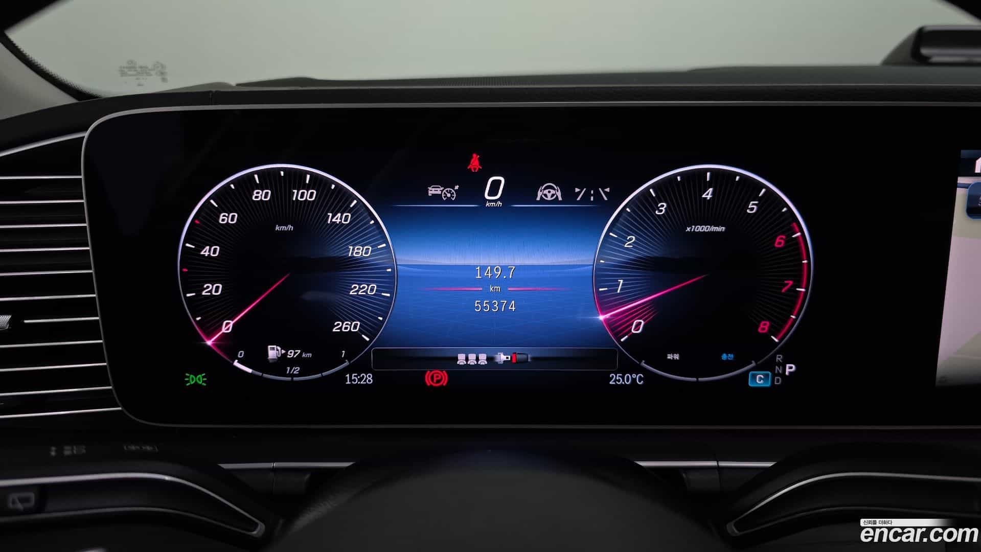 GLE-Class Mercedes-Benz 2023.11-INNER-008