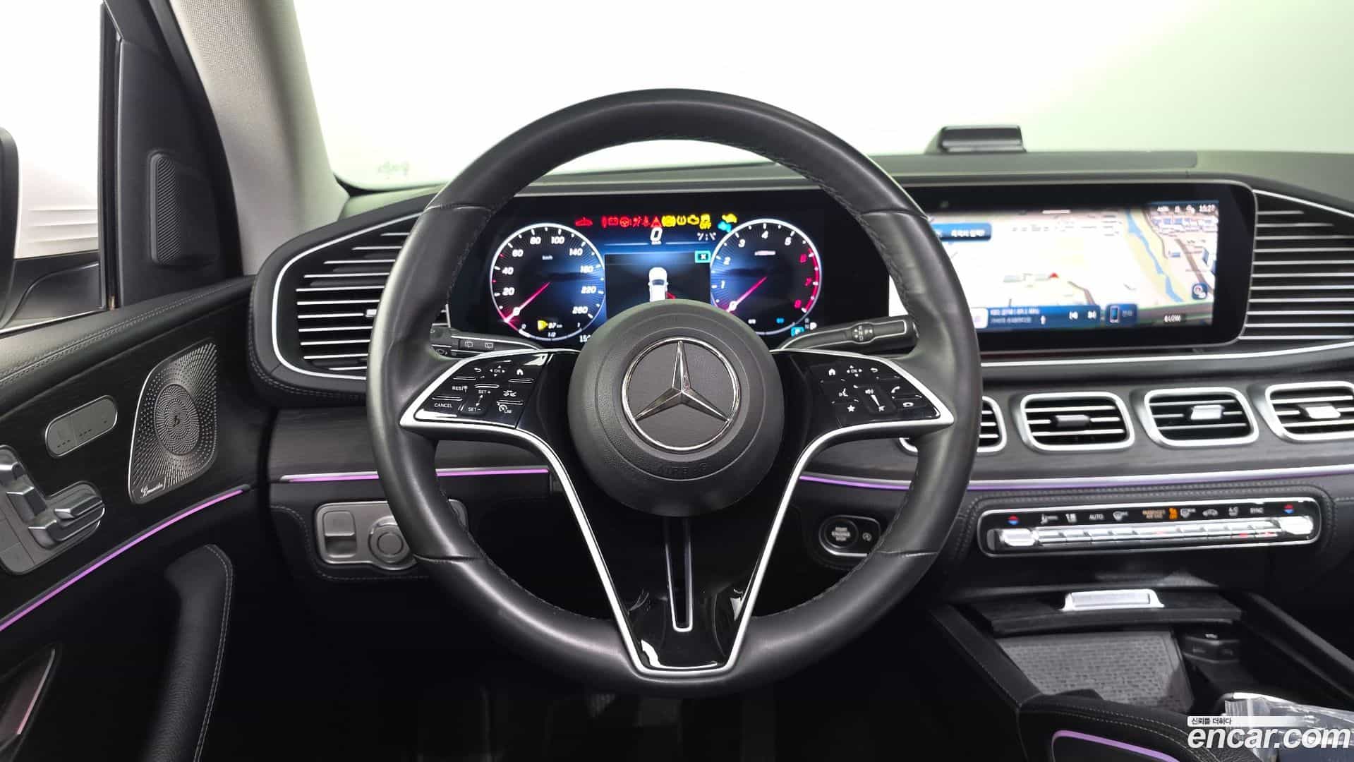 GLE-Class Mercedes-Benz 2023.11-OPTION-017
