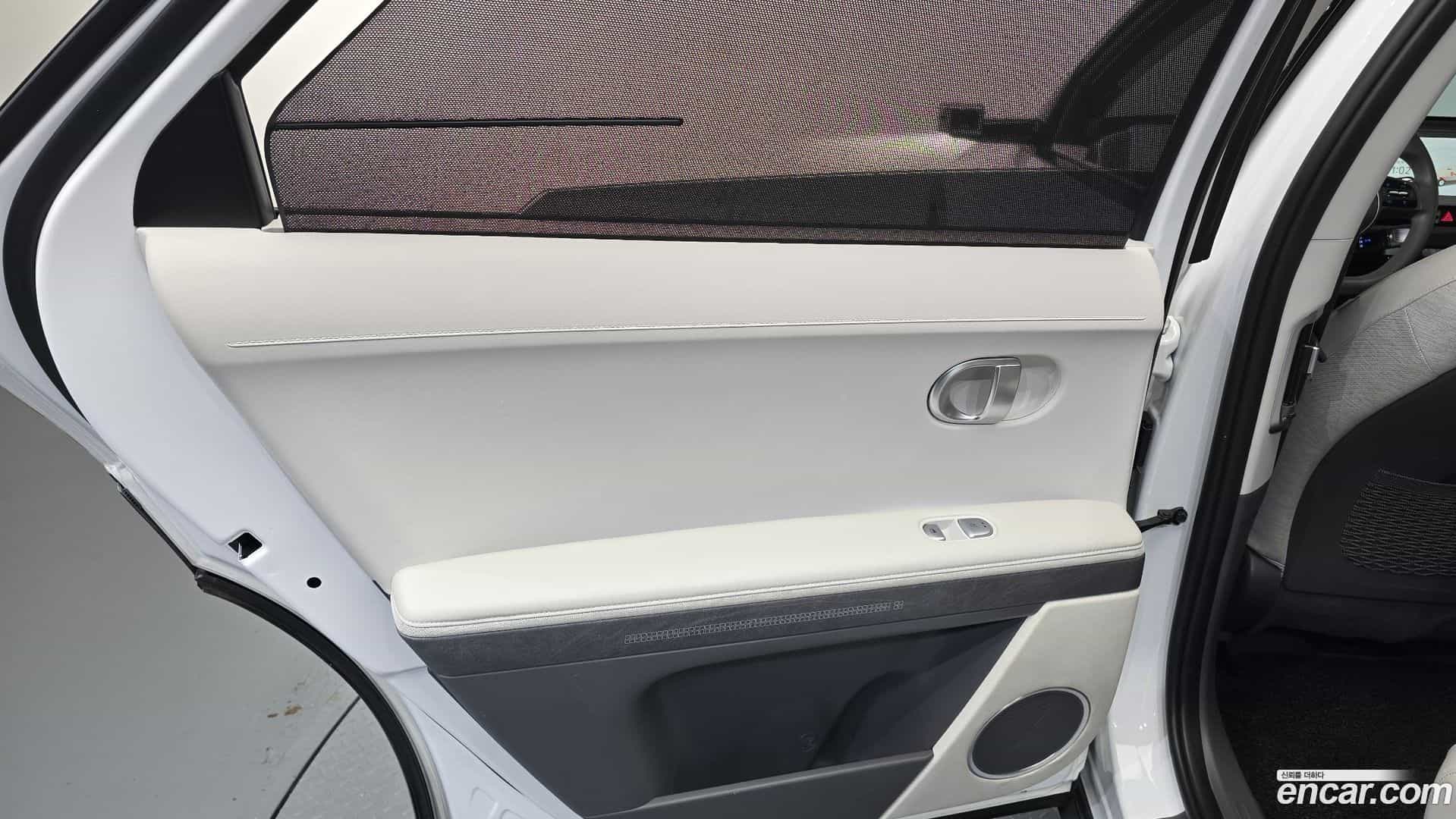Ioniq5 Hyundai 2021.8-INNER-035