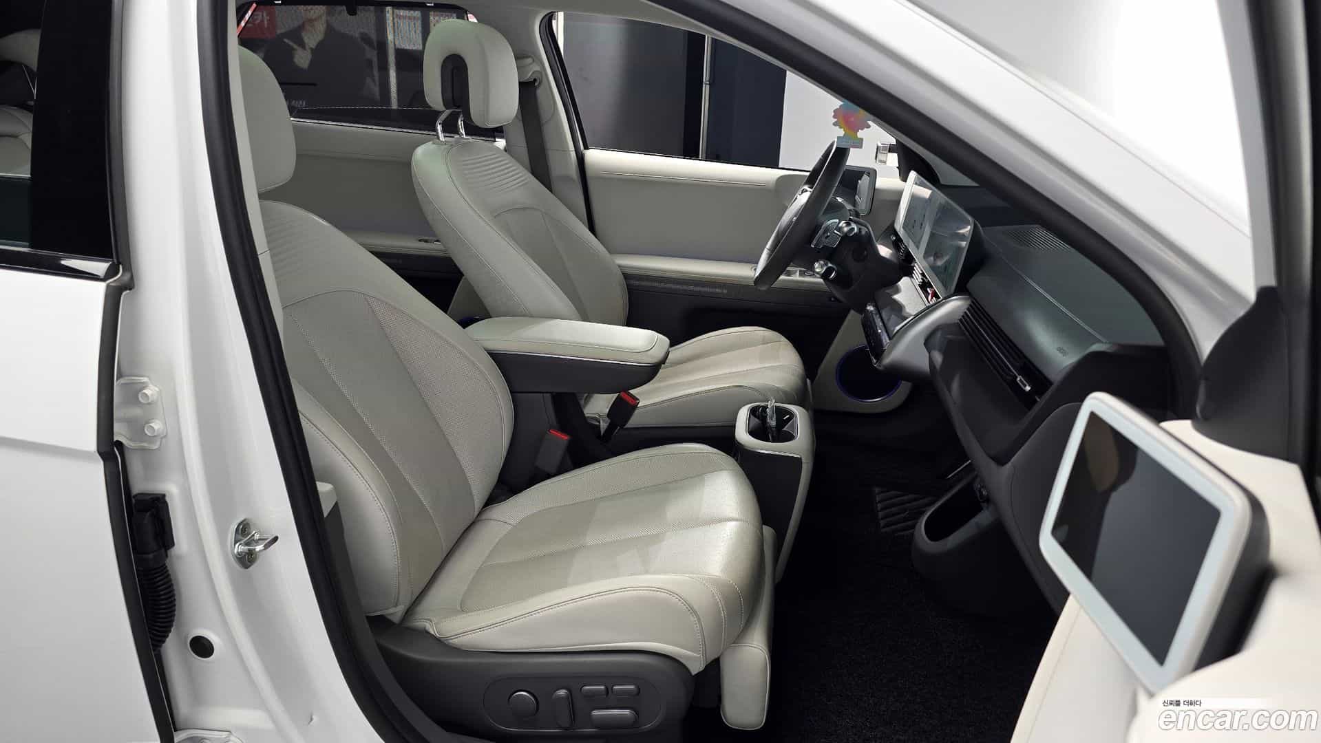 Ioniq5 Hyundai 2021.8-INNER-036