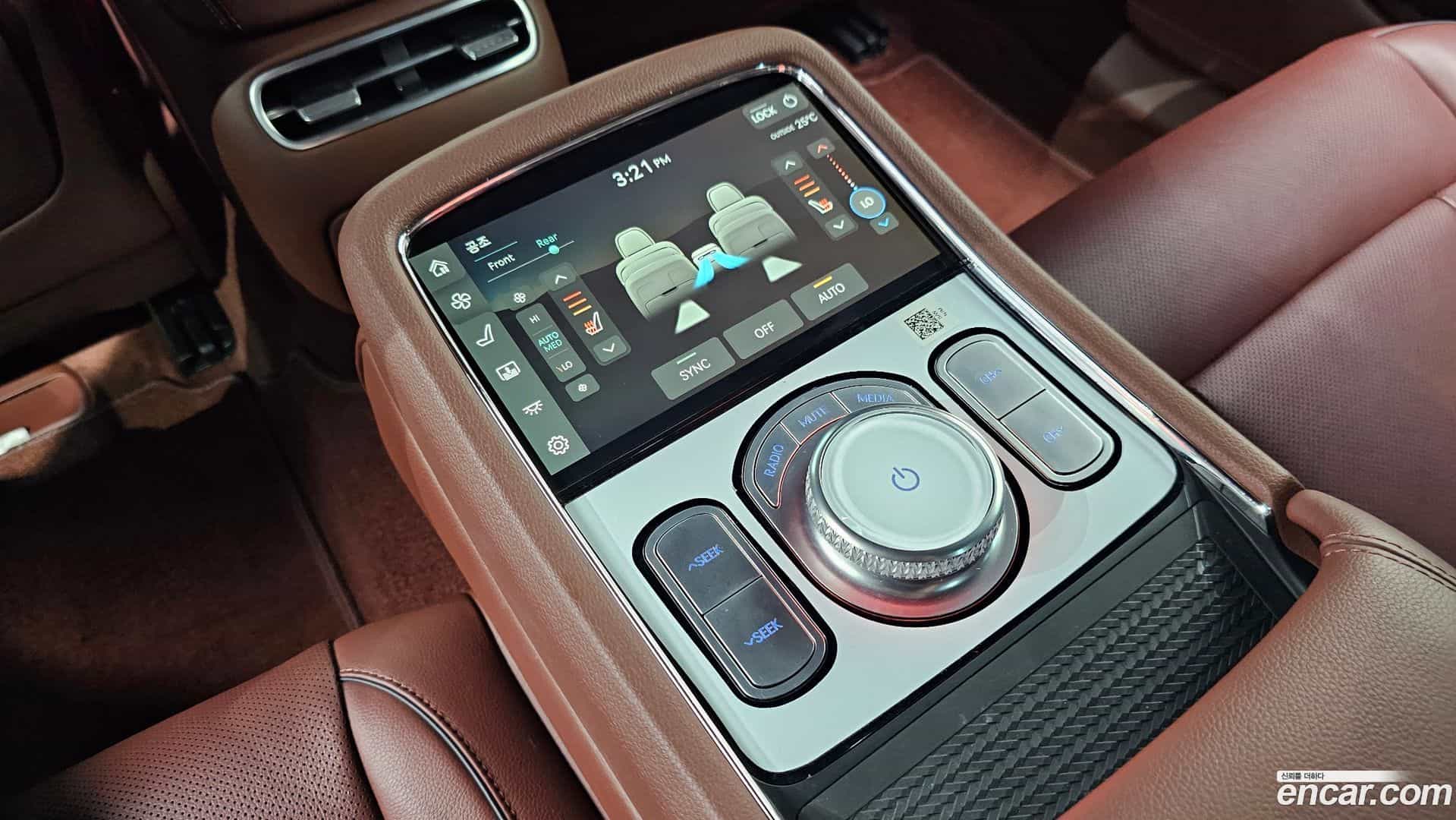 G90 Genesis 2022.2-INNER-009