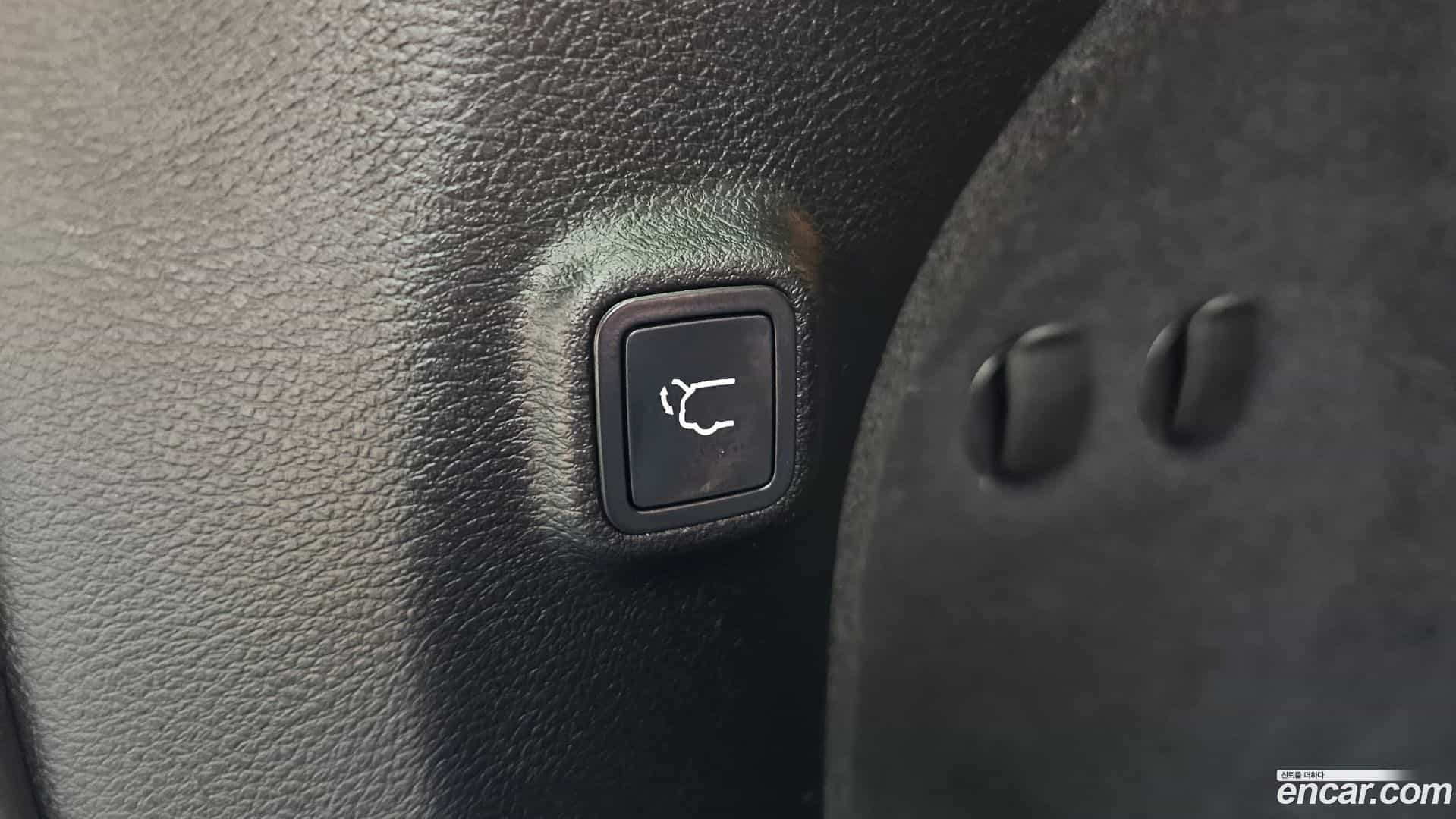 Cherokee Jeep 2020.9-OPTION-021