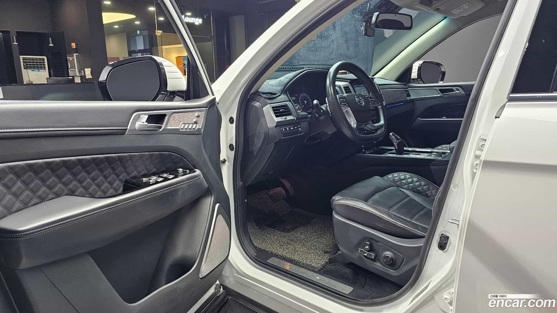 Rexton KG Mobility 2021.1-INNER-010