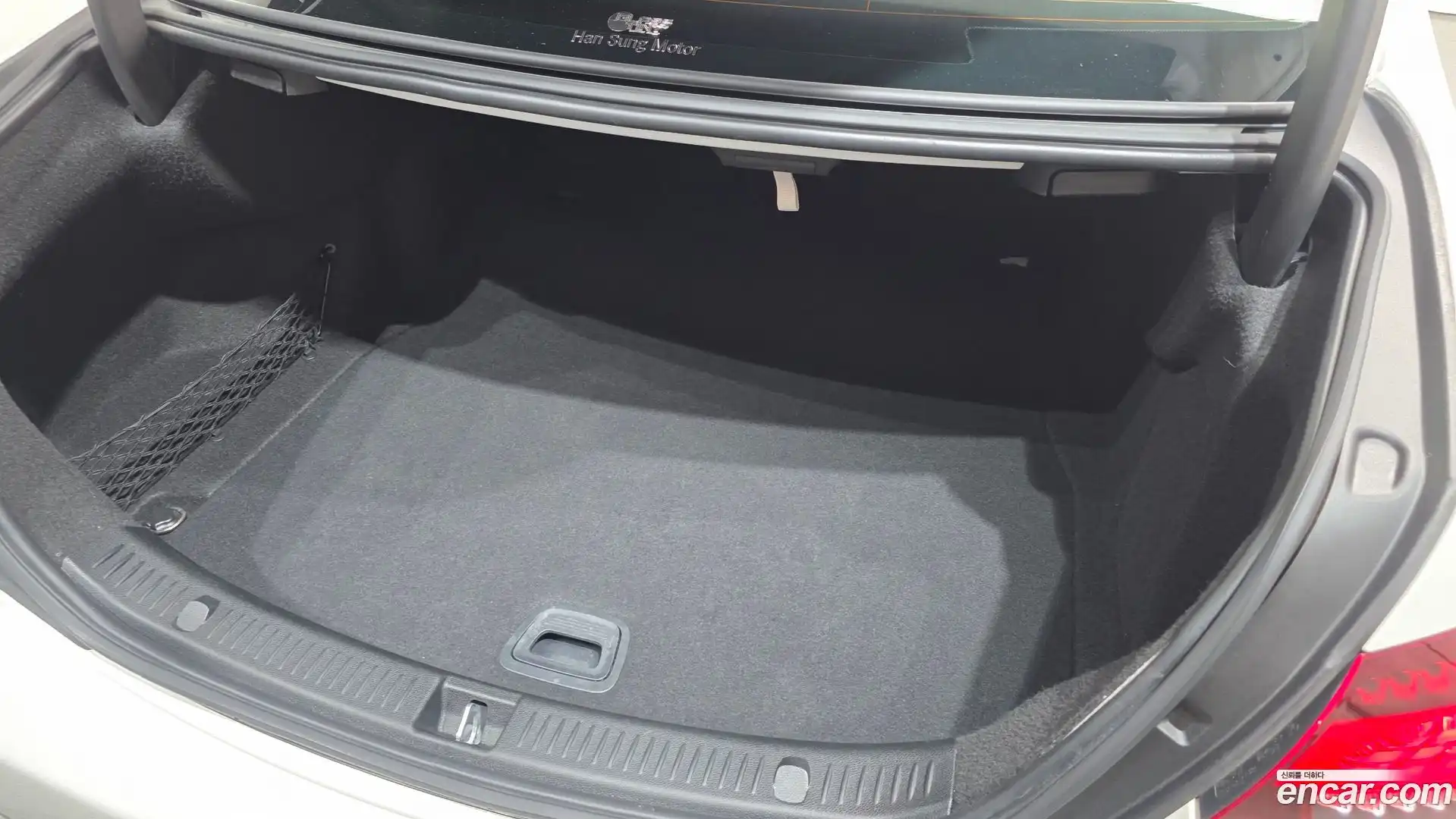 E-Class Mercedes-Benz 2020.11-OPTION-042