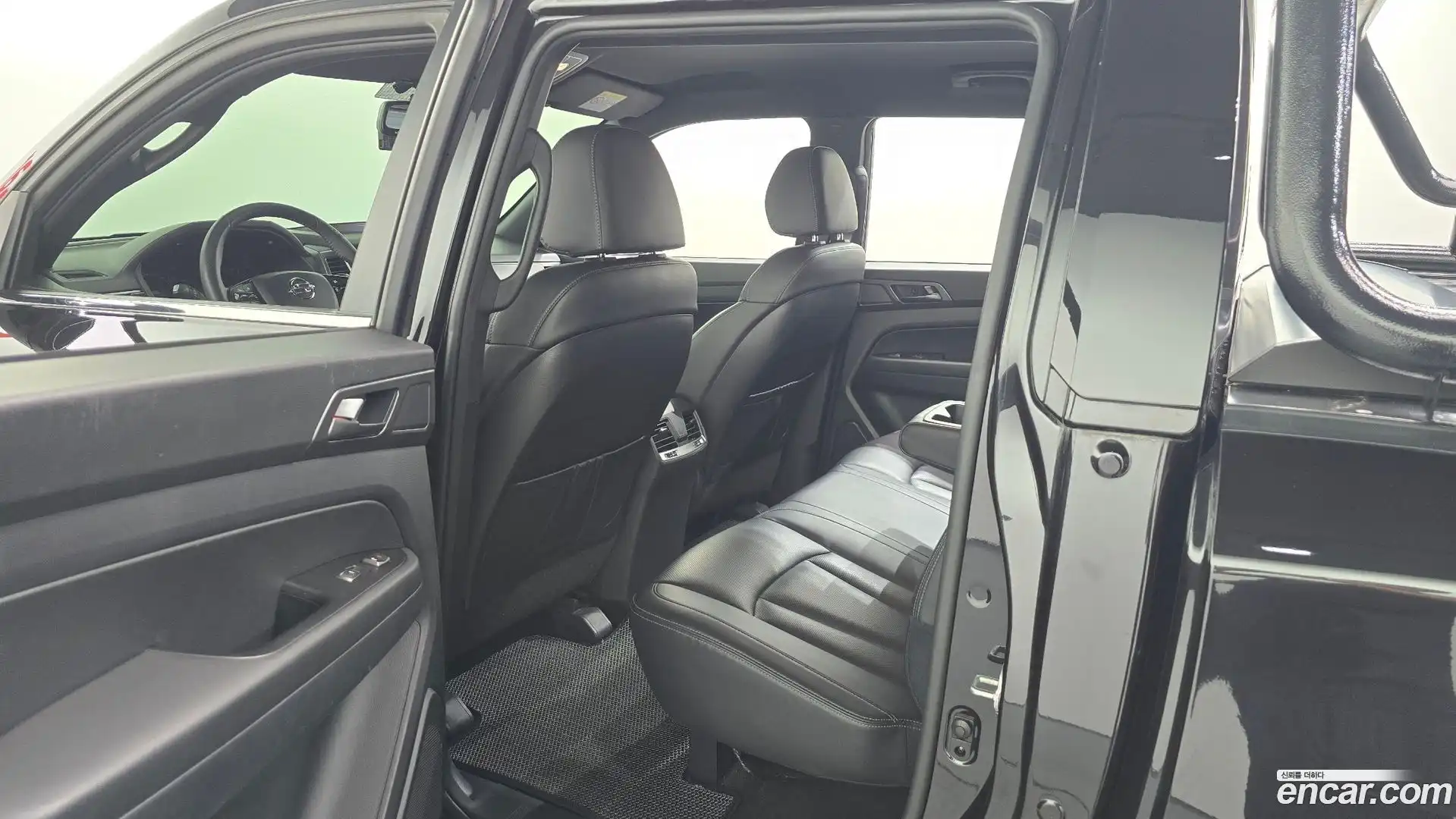 Rexton KG Mobility 2022.9-OPTION-016