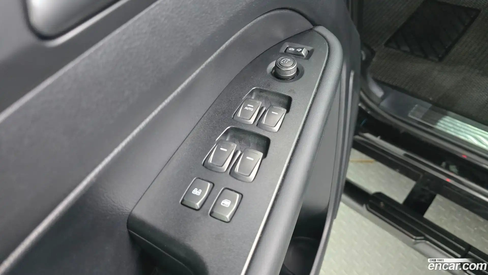 Rexton KG Mobility 2022.9-OPTION-041