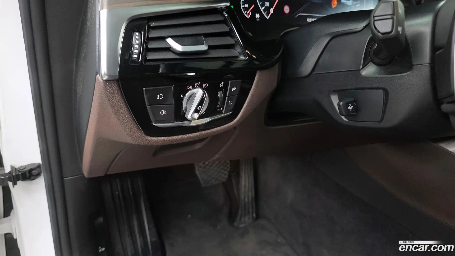 Gran Turismo BMW 2019.4-OPTION-024