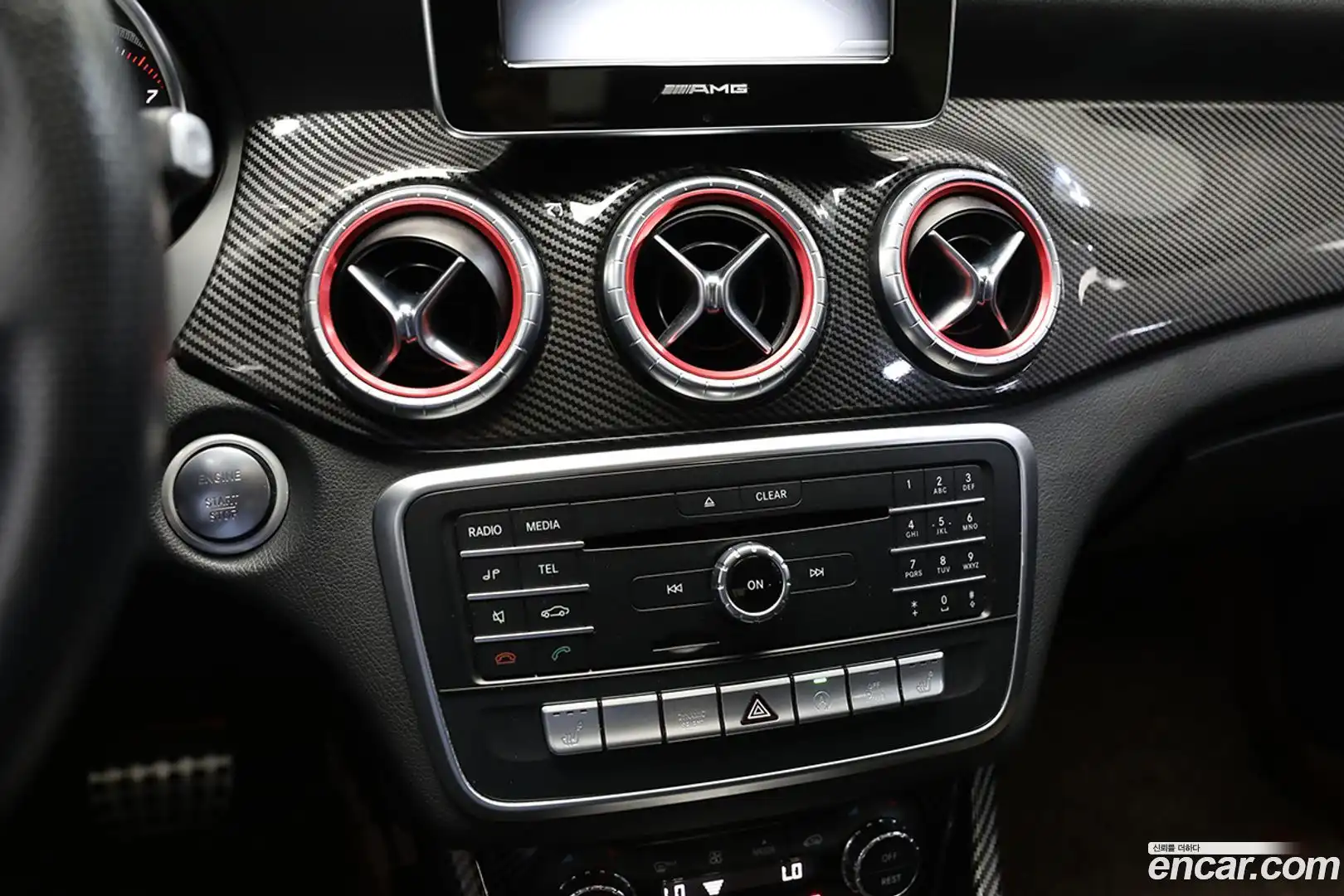CLA-Class Mercedes-Benz 2017.11-INNER-010