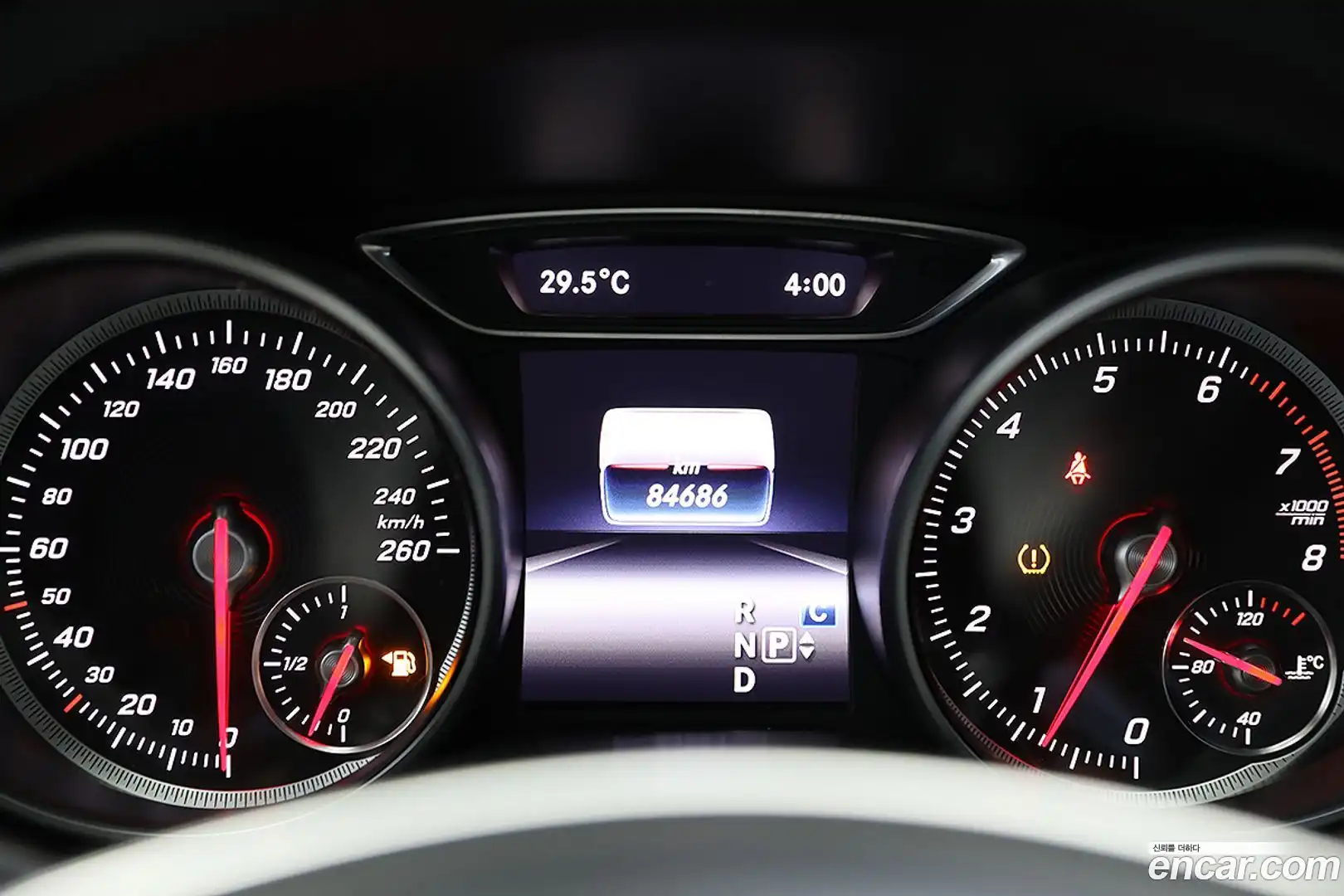 CLA-Class Mercedes-Benz 2017.11-OPTION-016