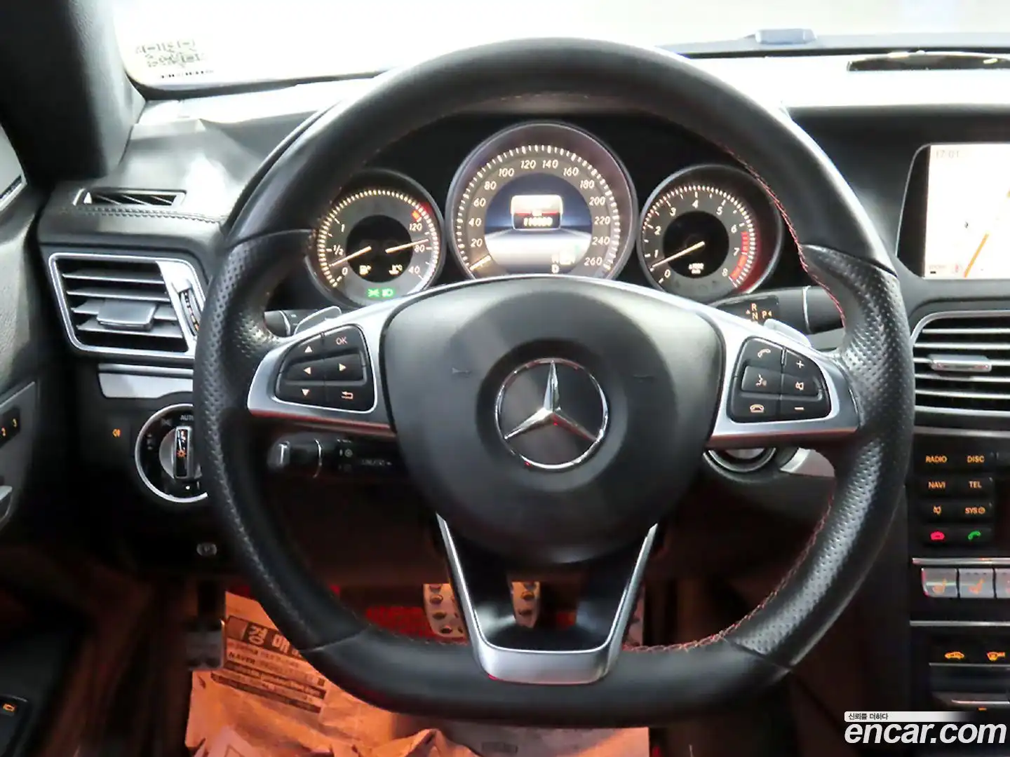 E-Class Mercedes-Benz 2015.0-INNER-010