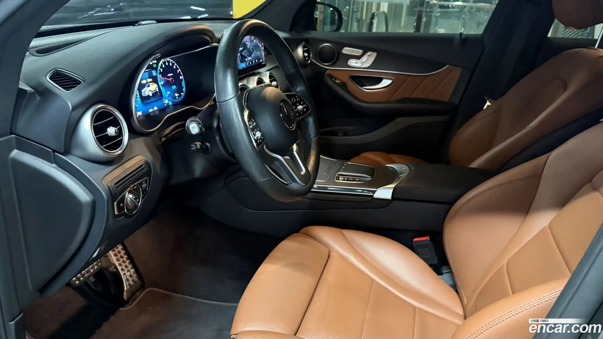 GLC-Class Mercedes-Benz 2021.9-OPTION-018