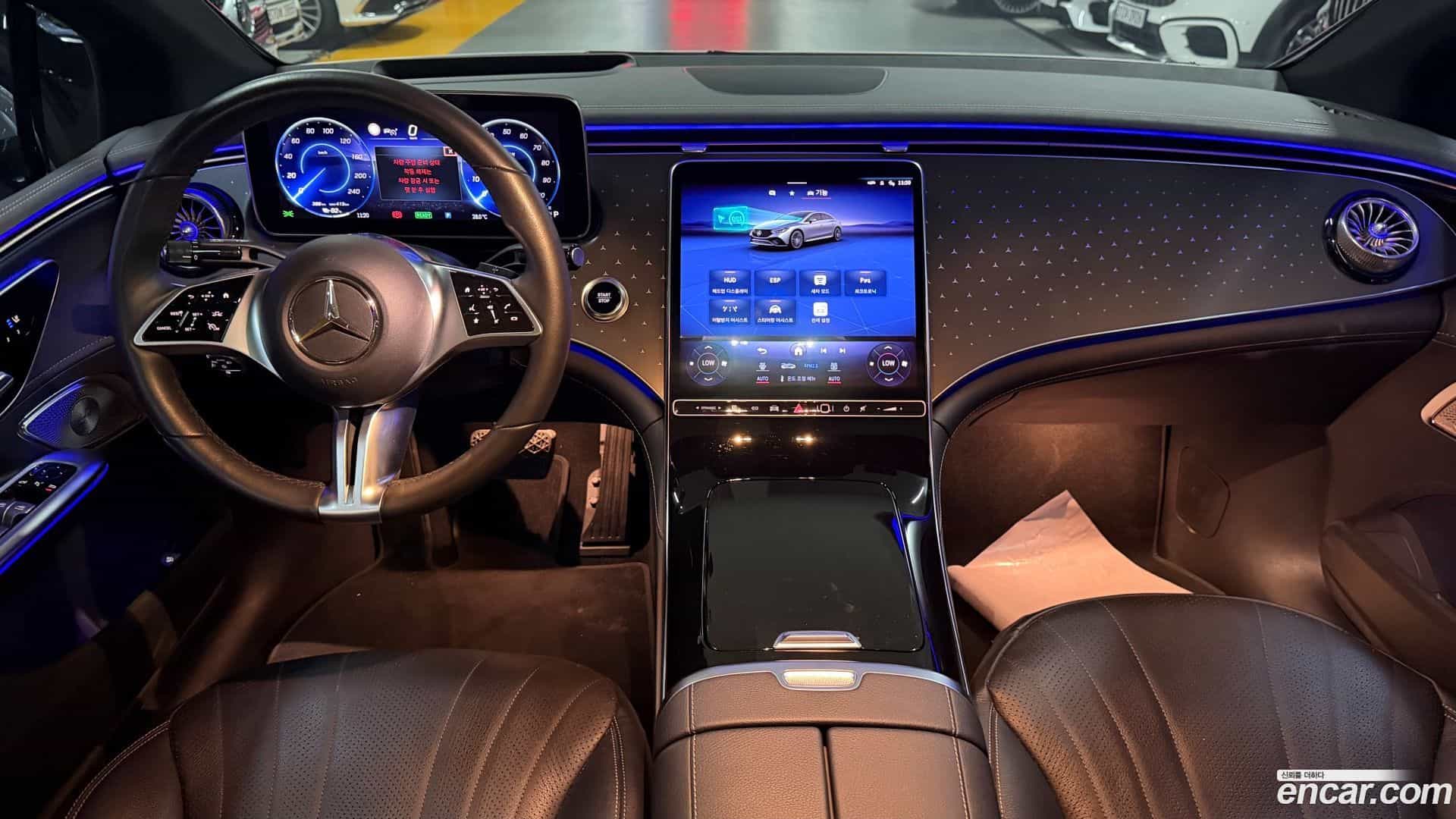 EQE Mercedes-Benz 2023.11-OPTION-017