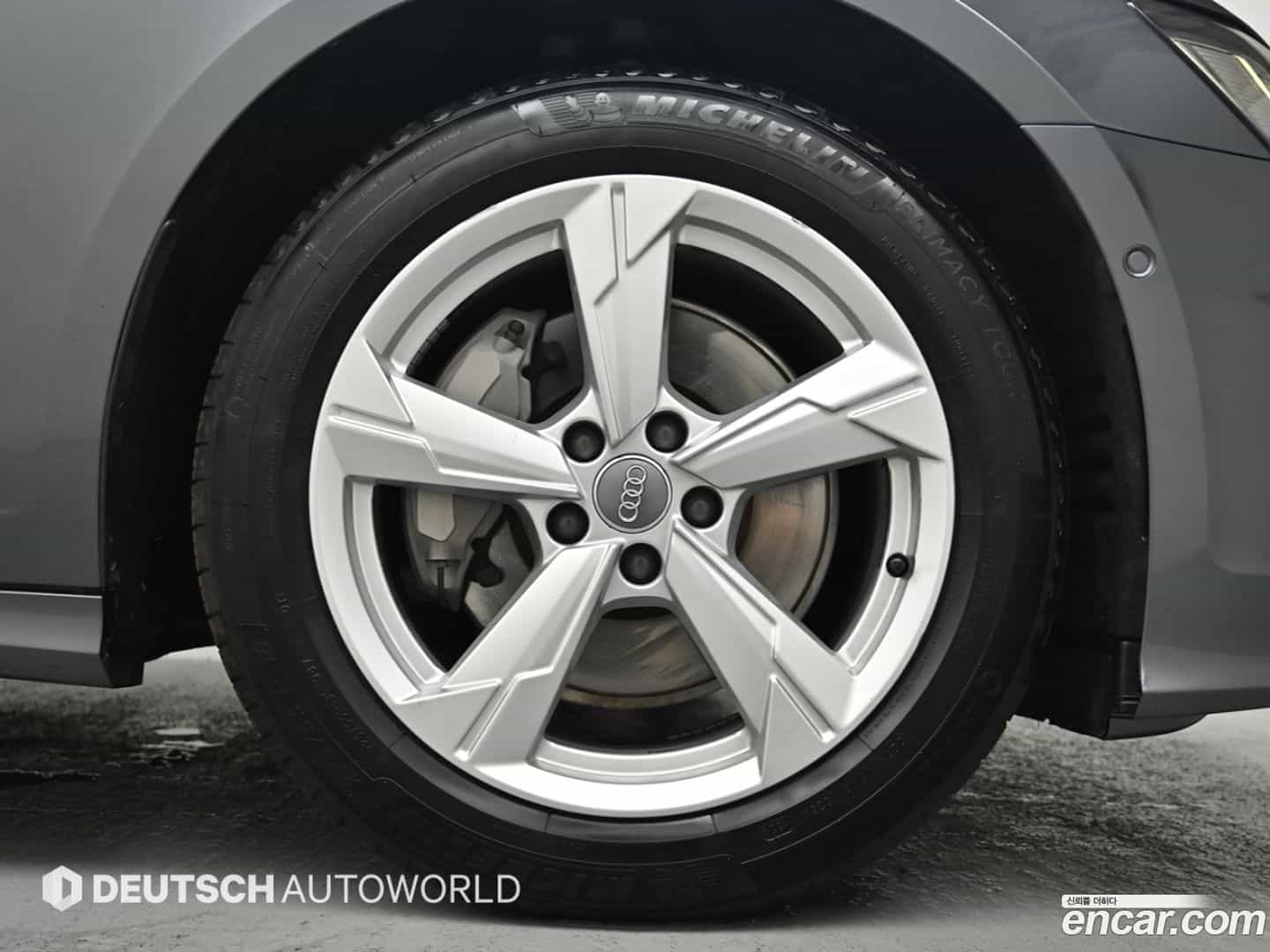 A6 Audi 2021.0-OUTER-005