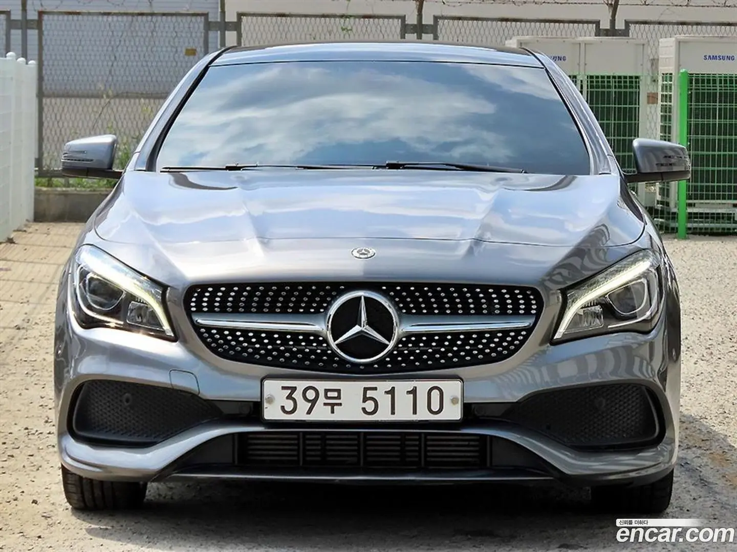 Main__Slider__Photo:CLA-Class Mercedes-Benz 2017.10-0