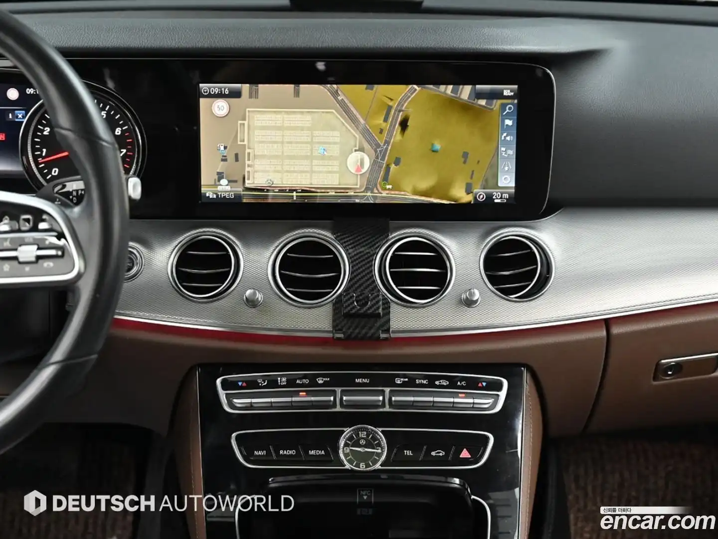 E-Class Mercedes-Benz 2019.4-OPTION-018