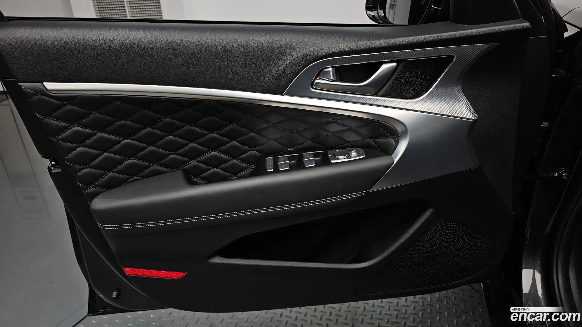 G70 Genesis 2022.5-INNER-034