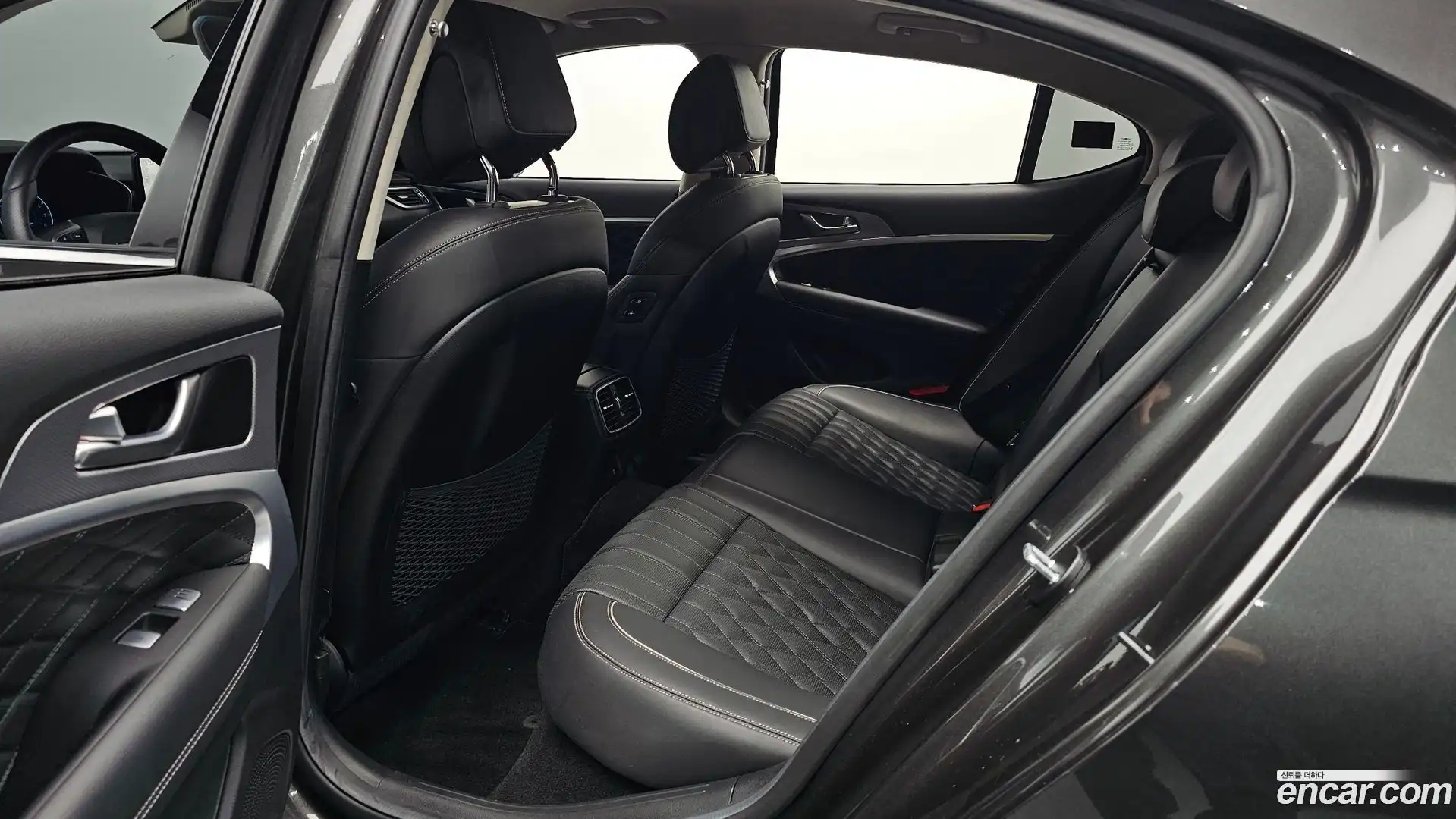 G70 Genesis 2022.5-INNER-036