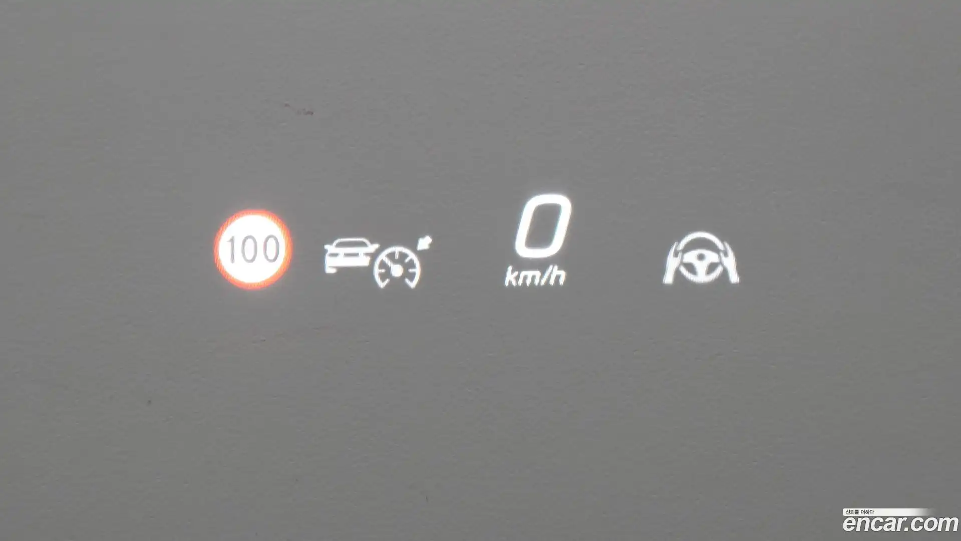 C-Class Mercedes-Benz 2022.11-OPTION-020